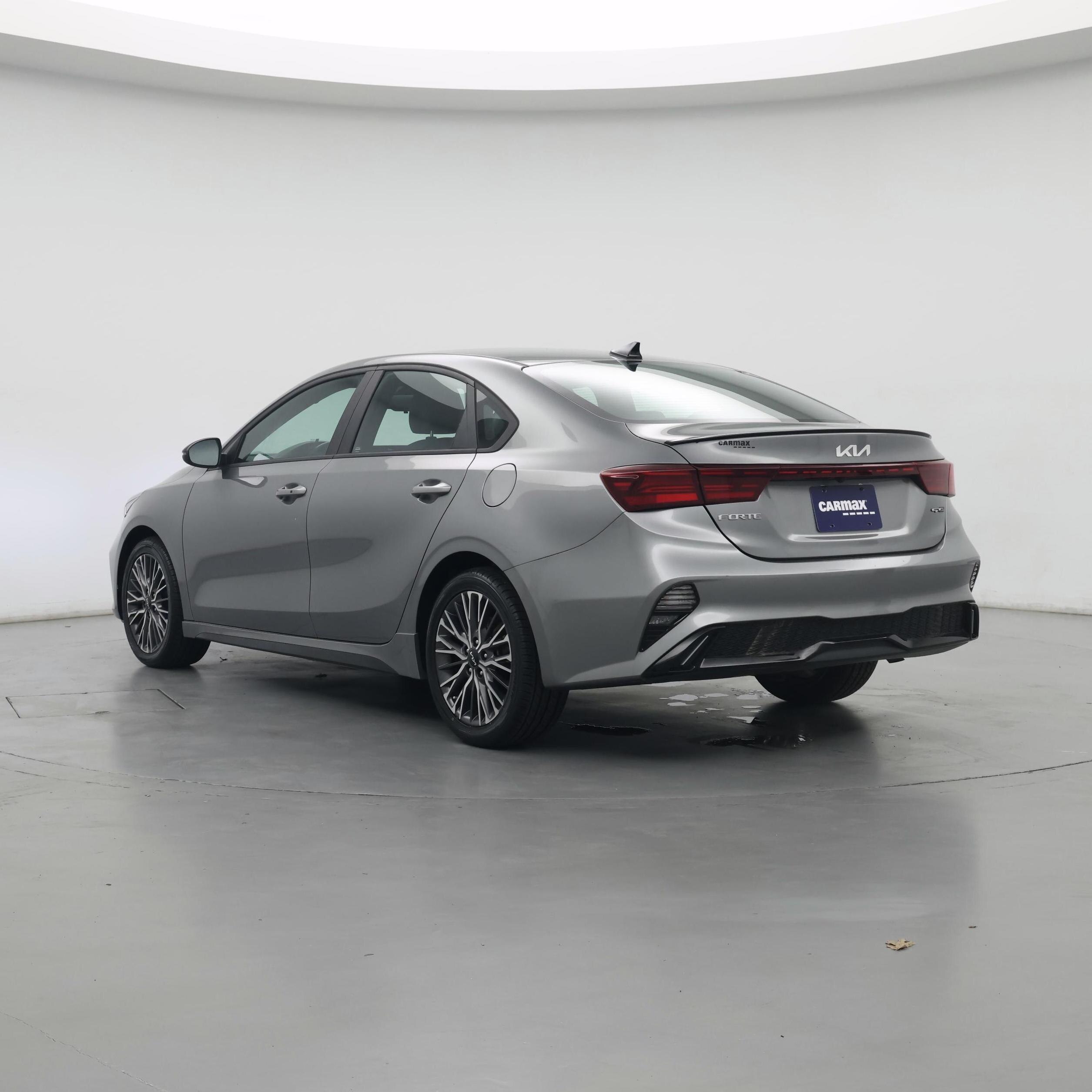 Thumbnail: 2022 Kia Forte - 2