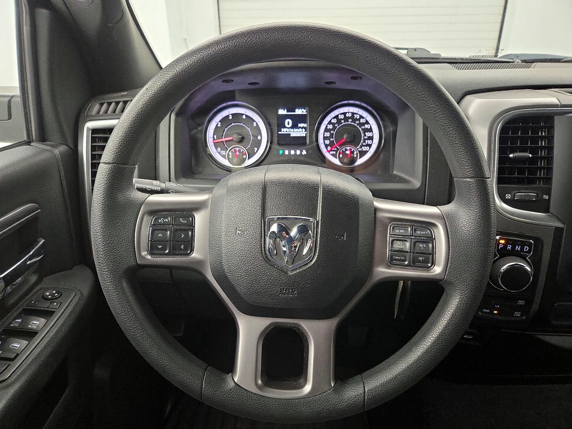 Thumbnail: 2022 RAM 1500 Classic - 10