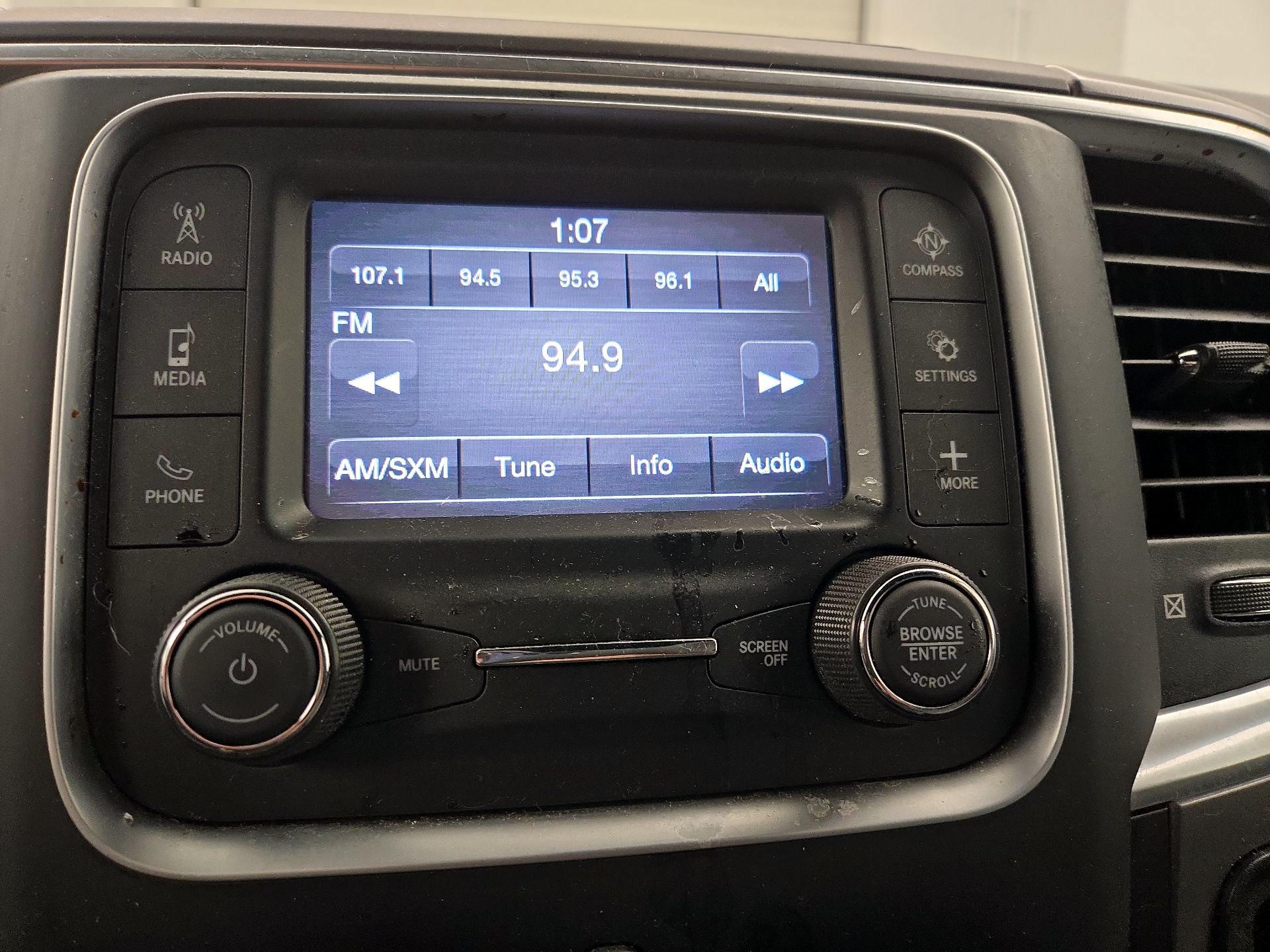 Thumbnail: 2022 RAM 1500 Classic - 15