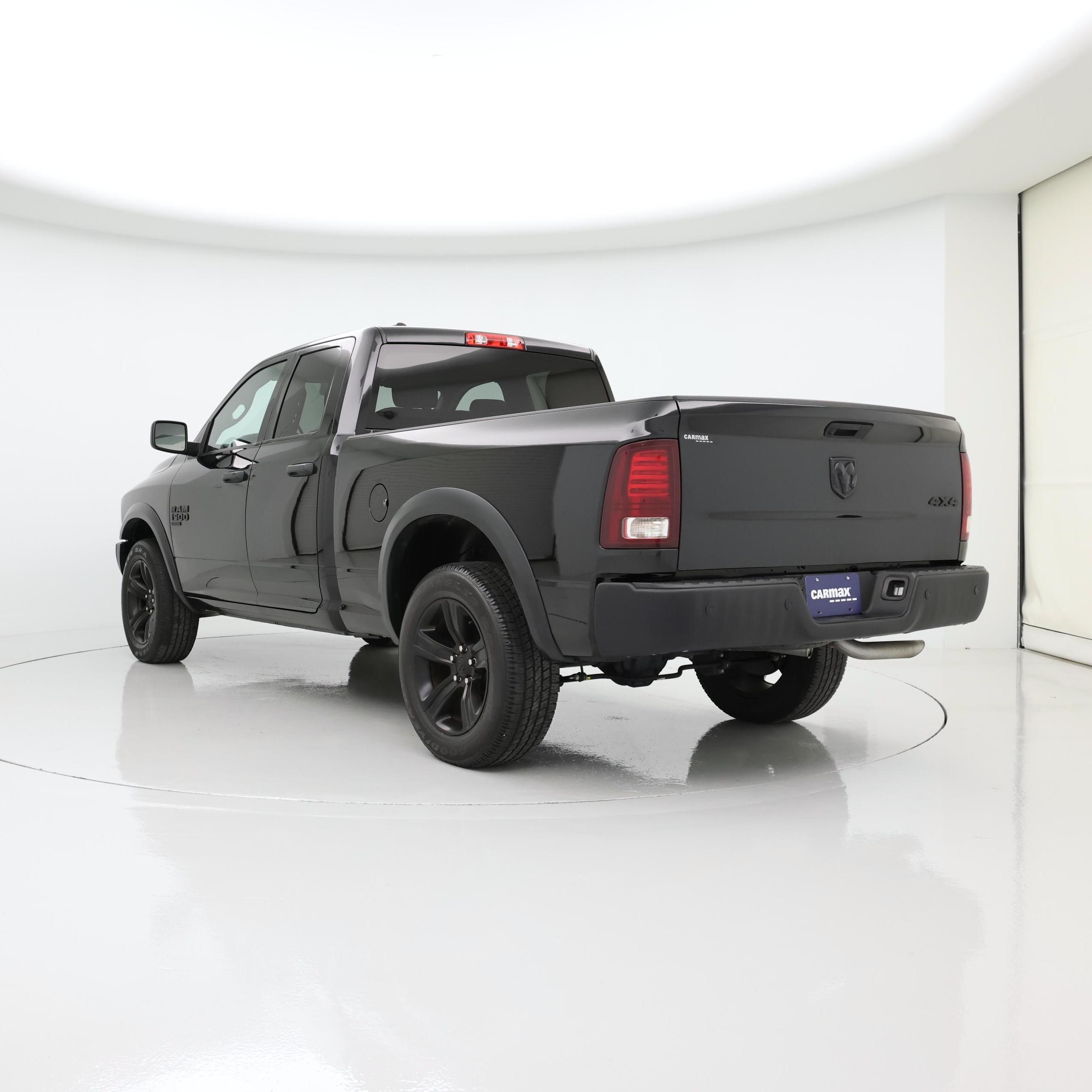 Thumbnail: 2022 RAM 1500 Classic - 2