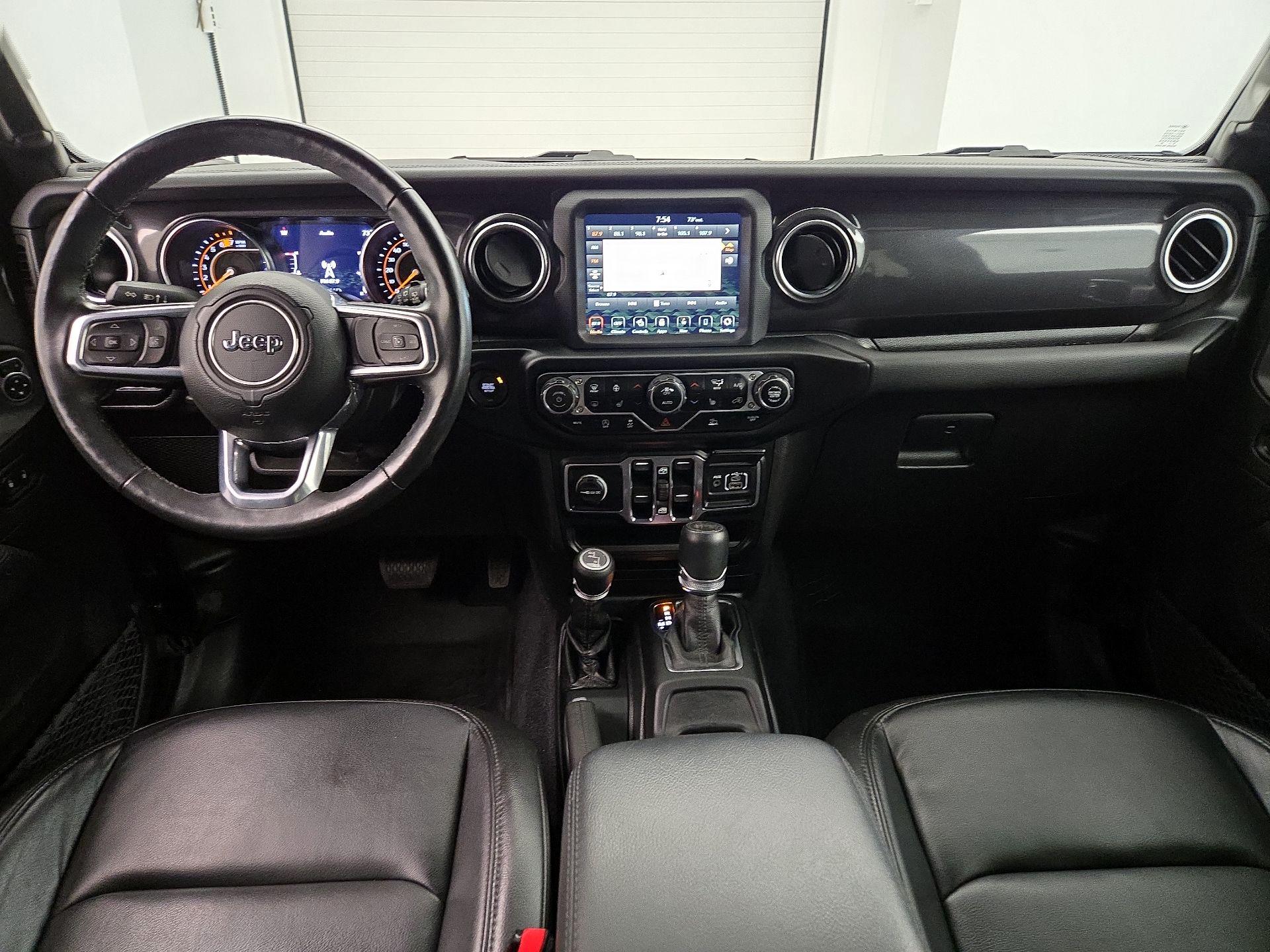 Thumbnail: 2022 Jeep Wrangler - 9