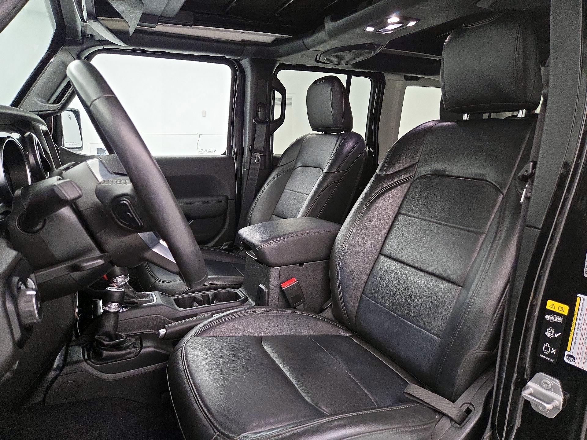 Thumbnail: 2022 Jeep Wrangler - 11
