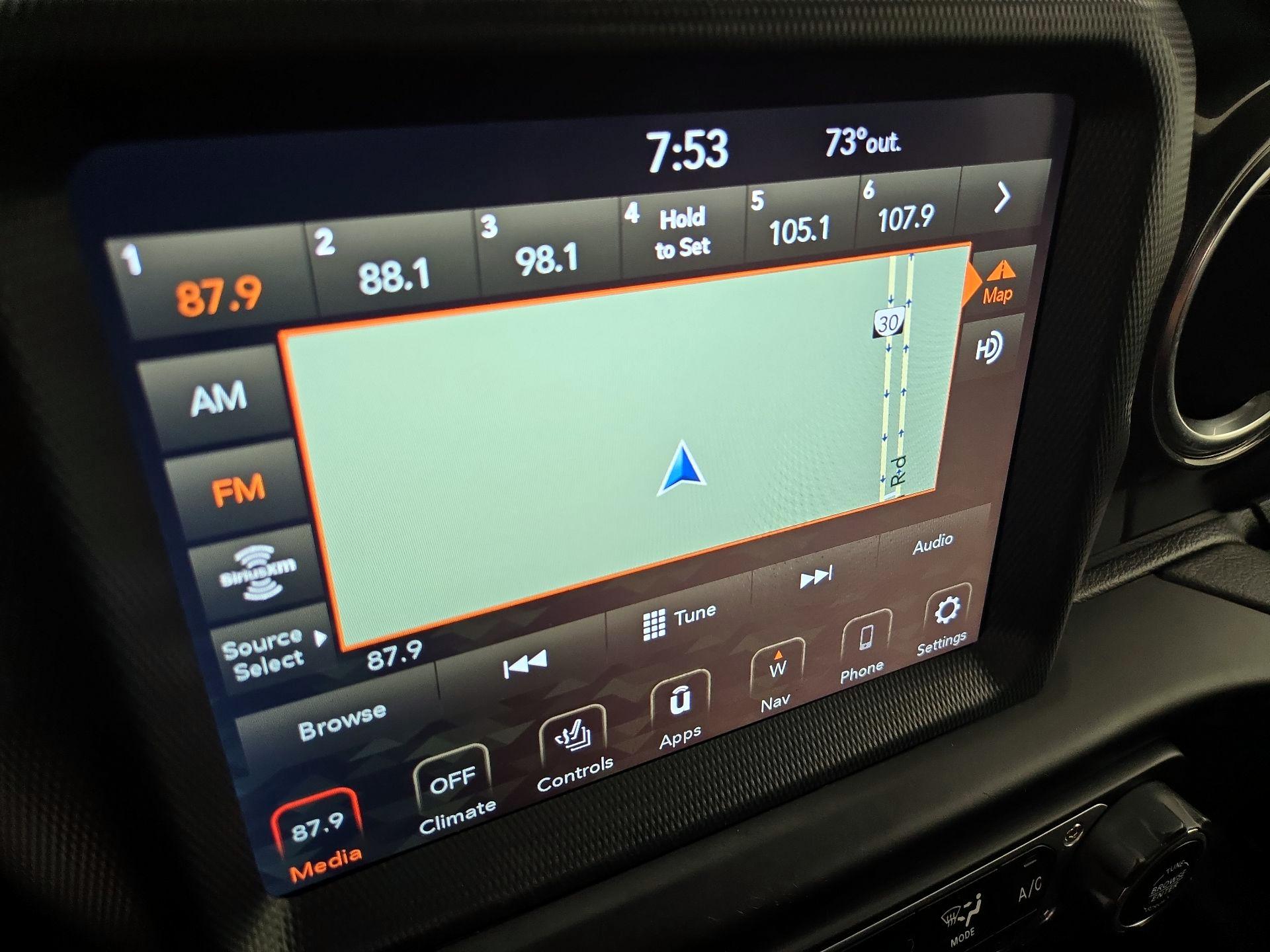 Thumbnail: 2022 Jeep Wrangler - 14