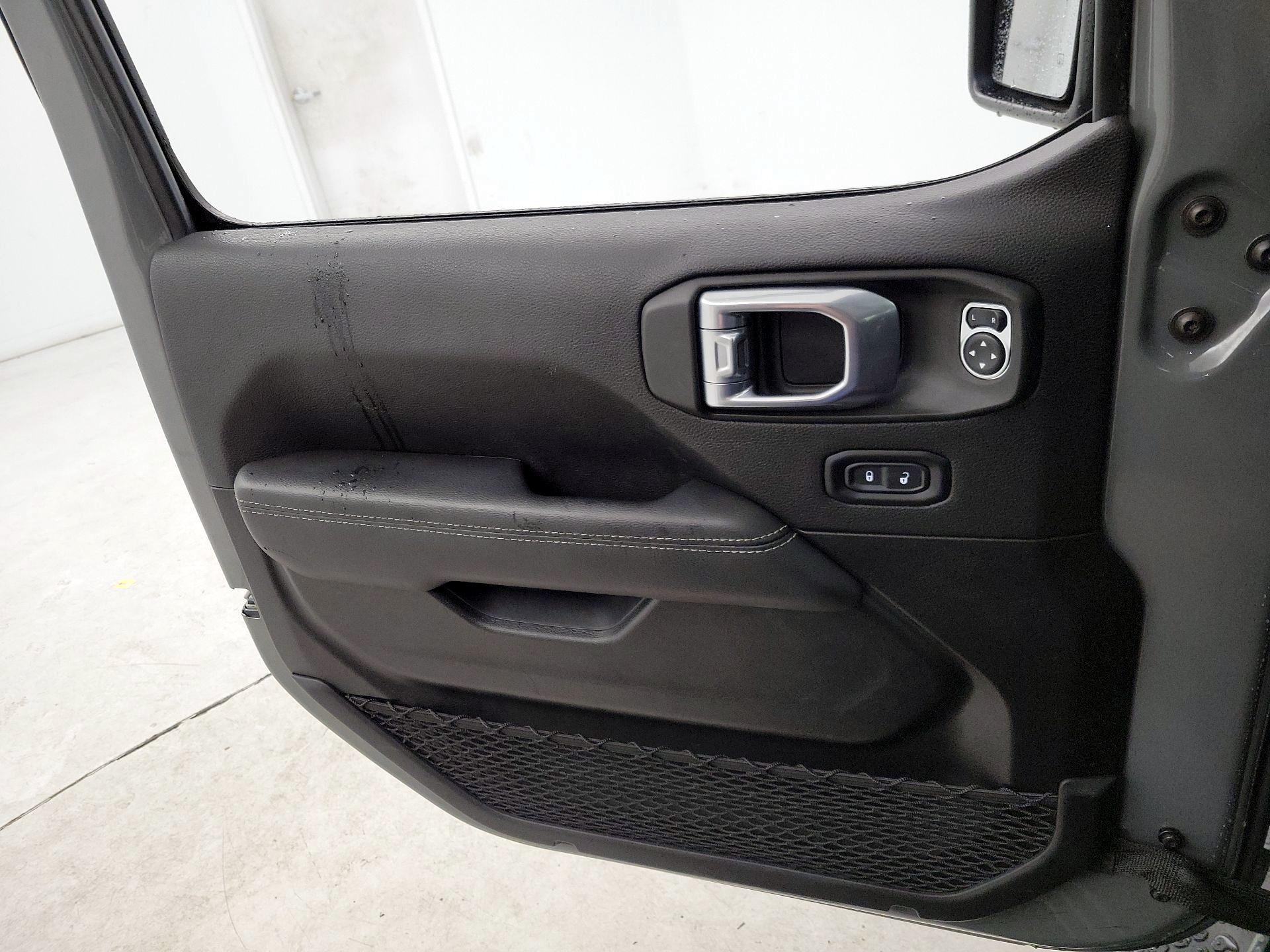 Thumbnail: 2021 Jeep Wrangler - 12