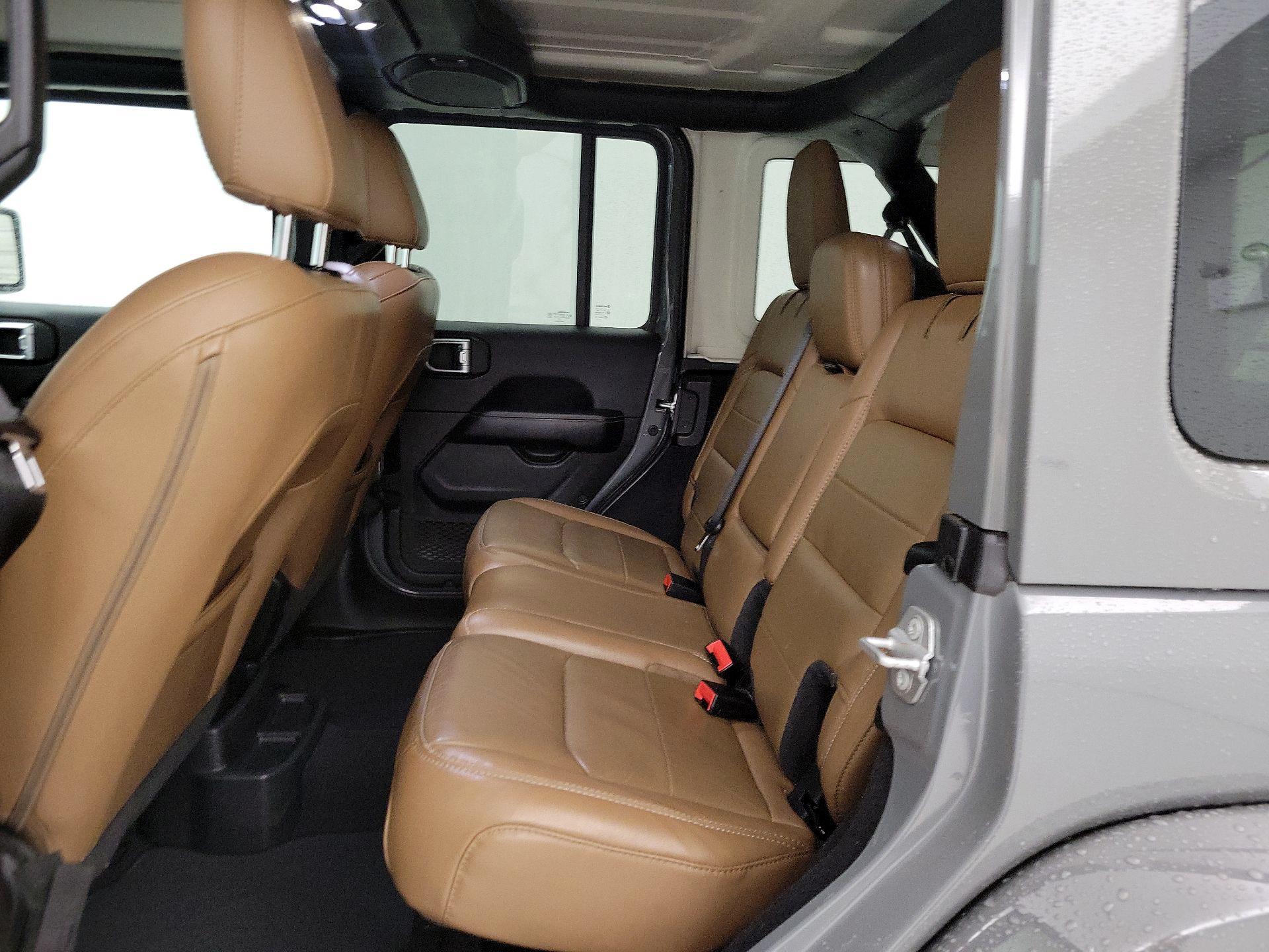 Thumbnail: 2021 Jeep Wrangler - 19
