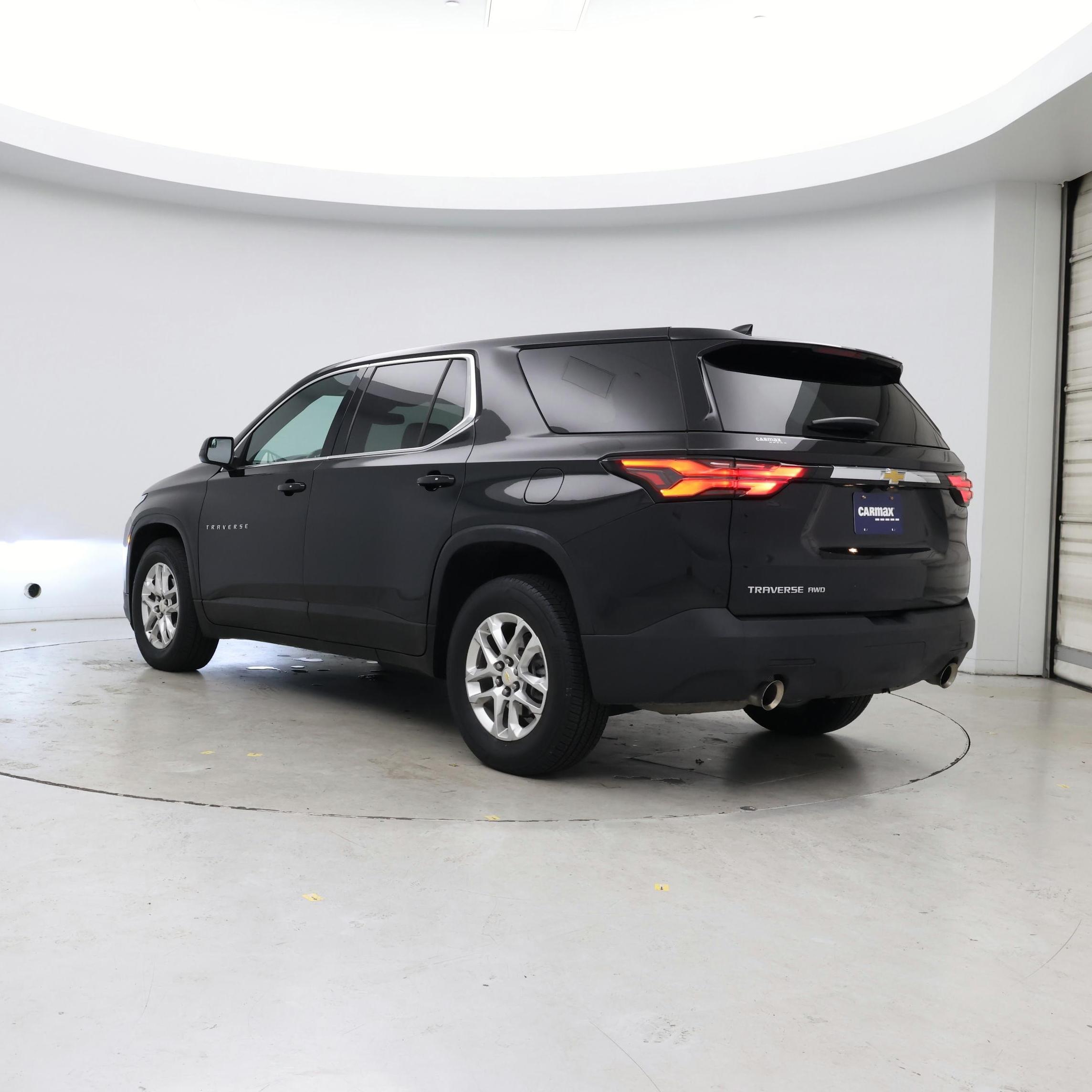 Thumbnail: 2022 Chevrolet Traverse - 2