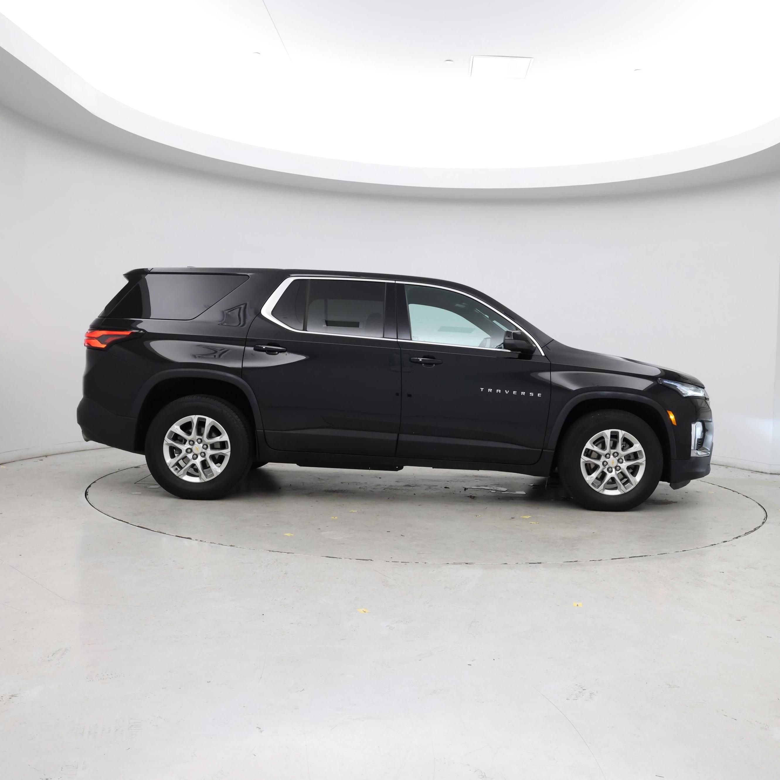 Thumbnail: 2022 Chevrolet Traverse - 7
