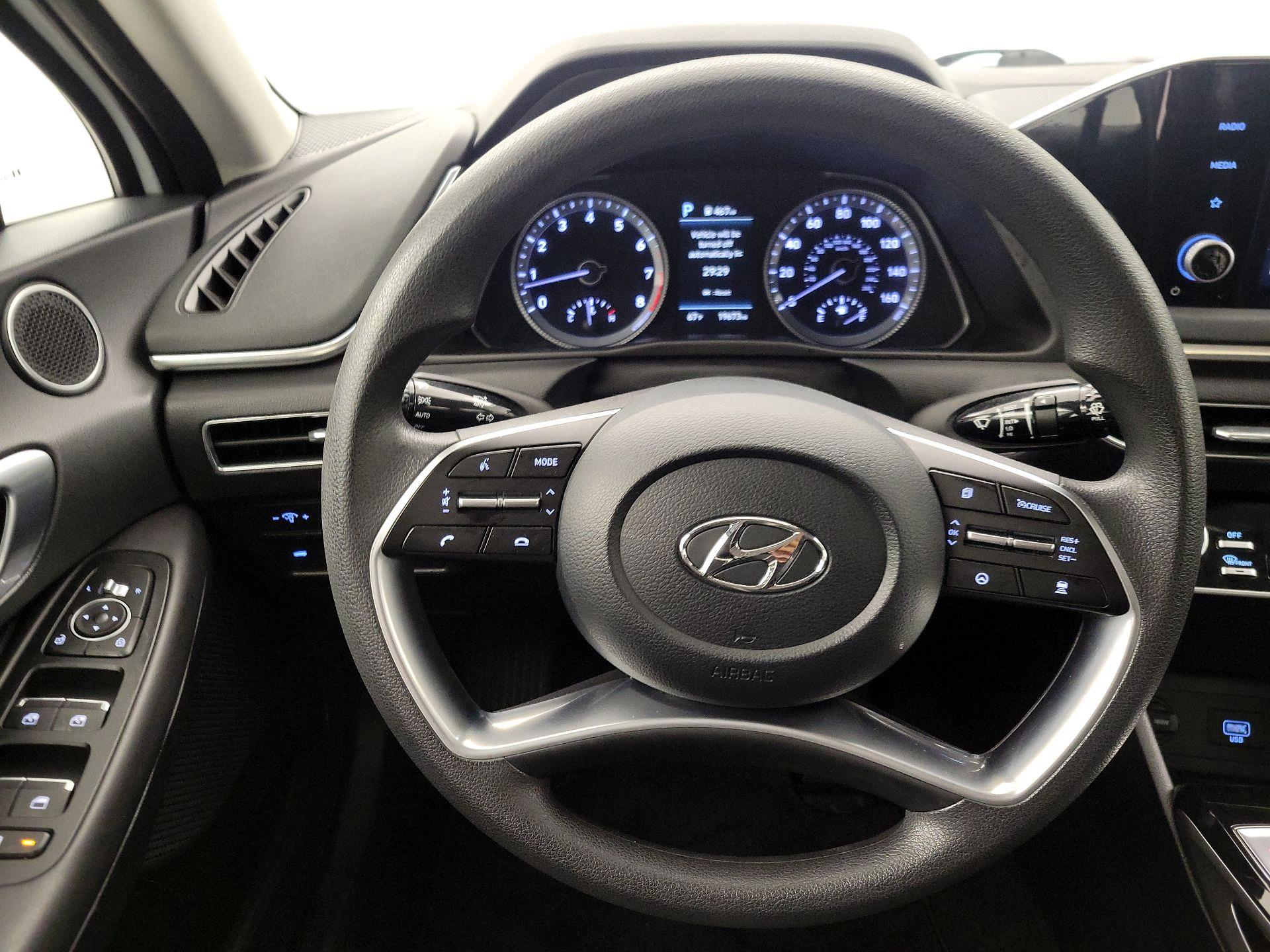 Thumbnail: 2022 Hyundai Sonata - 10
