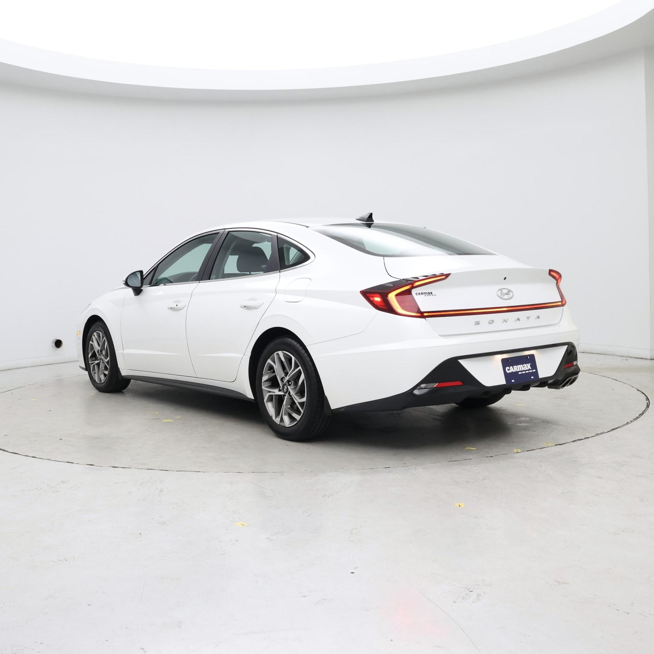 Thumbnail: 2022 Hyundai Sonata - 2