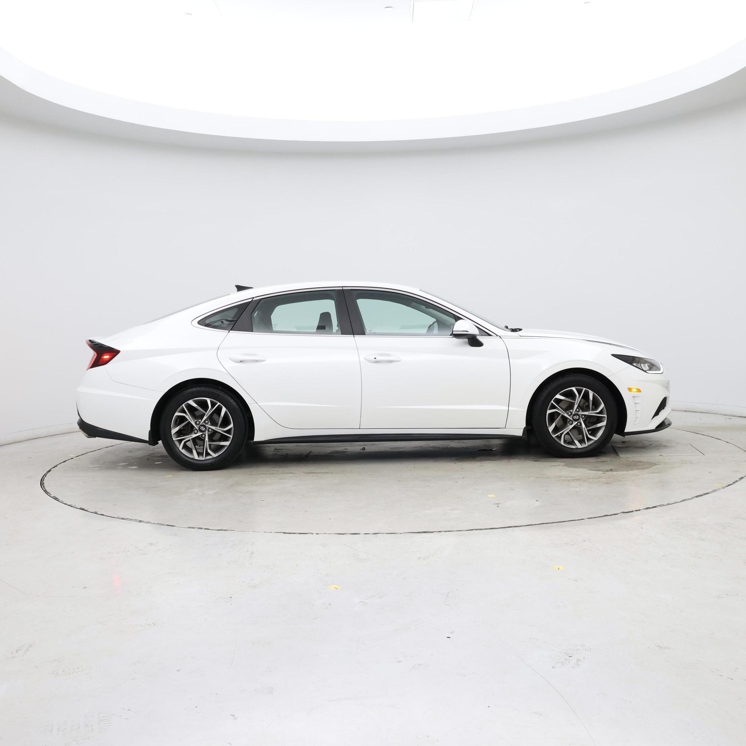 Thumbnail: 2022 Hyundai Sonata - 7