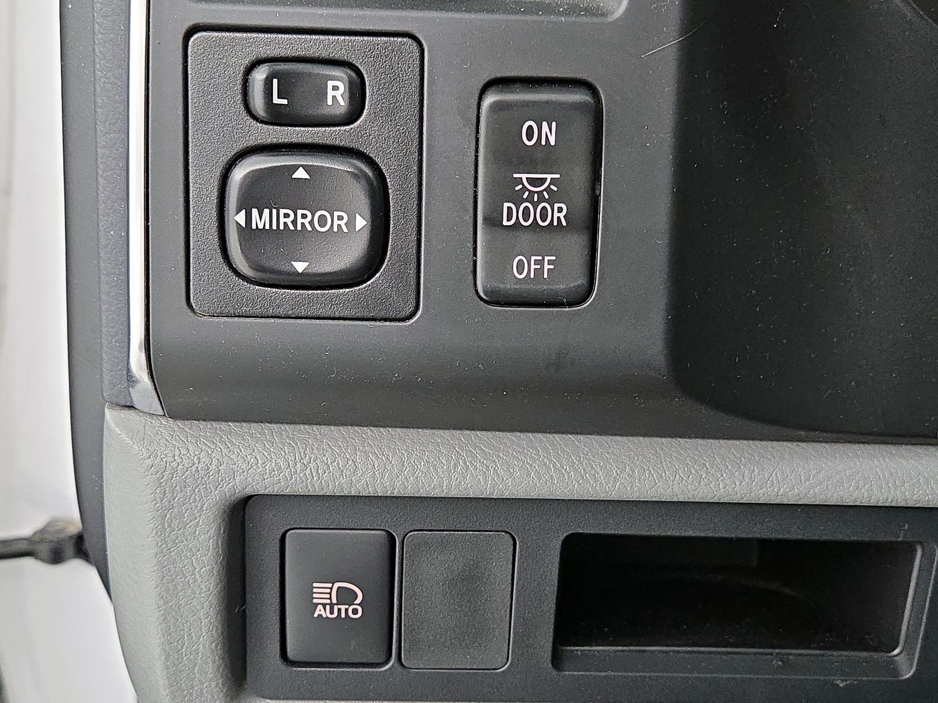 Thumbnail: 2020 Toyota Sequoia - 13