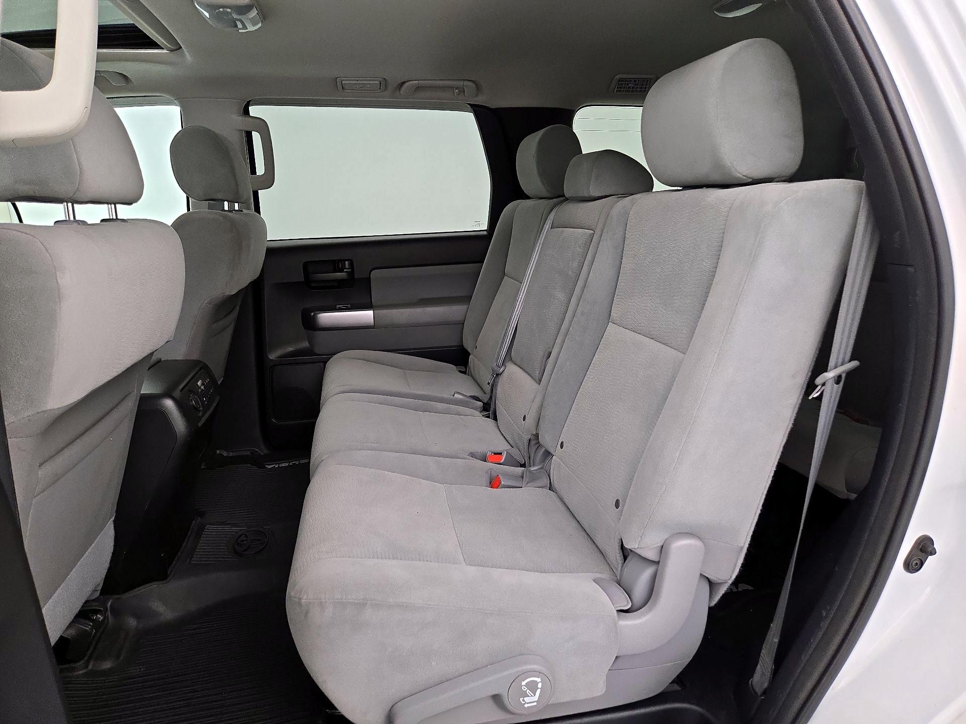 Thumbnail: 2020 Toyota Sequoia - 20