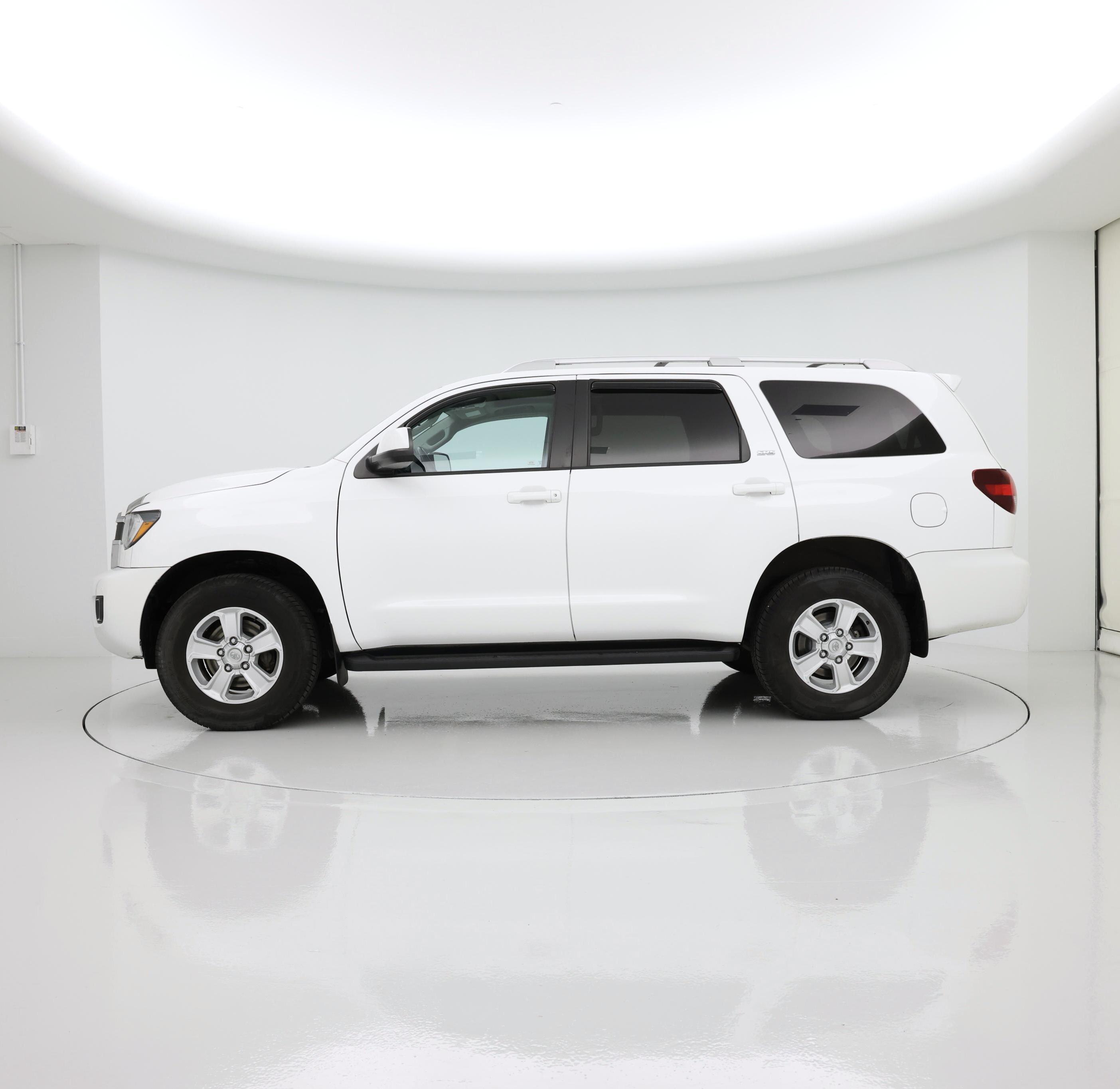 Thumbnail: 2020 Toyota Sequoia - 3