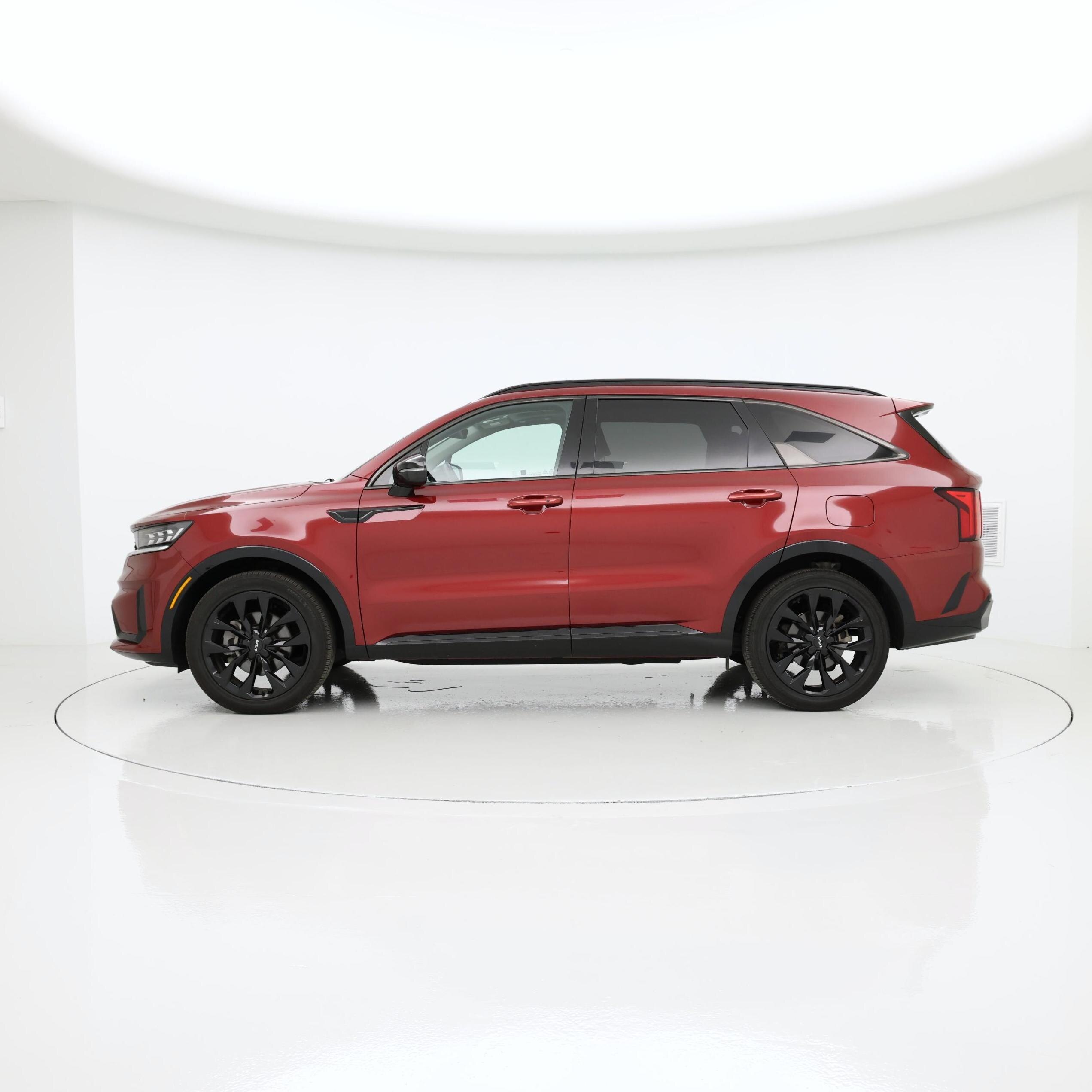Thumbnail: 2023 Kia Sorento - 3