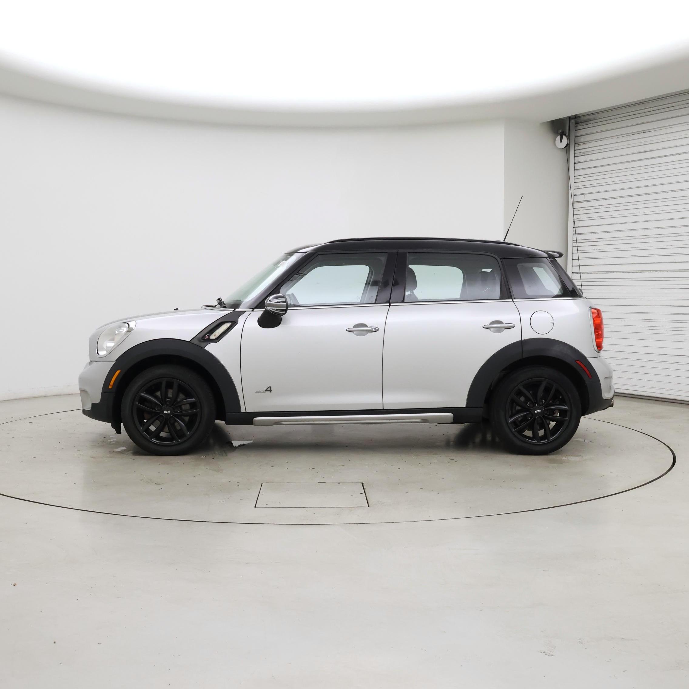 Thumbnail: 2016 MINI Cooper Countryman - 3
