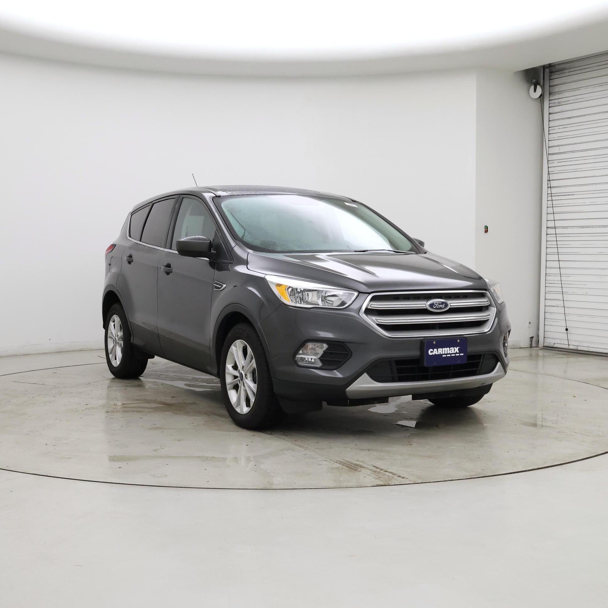 Thumbnail: 2019 Ford Escape - 1