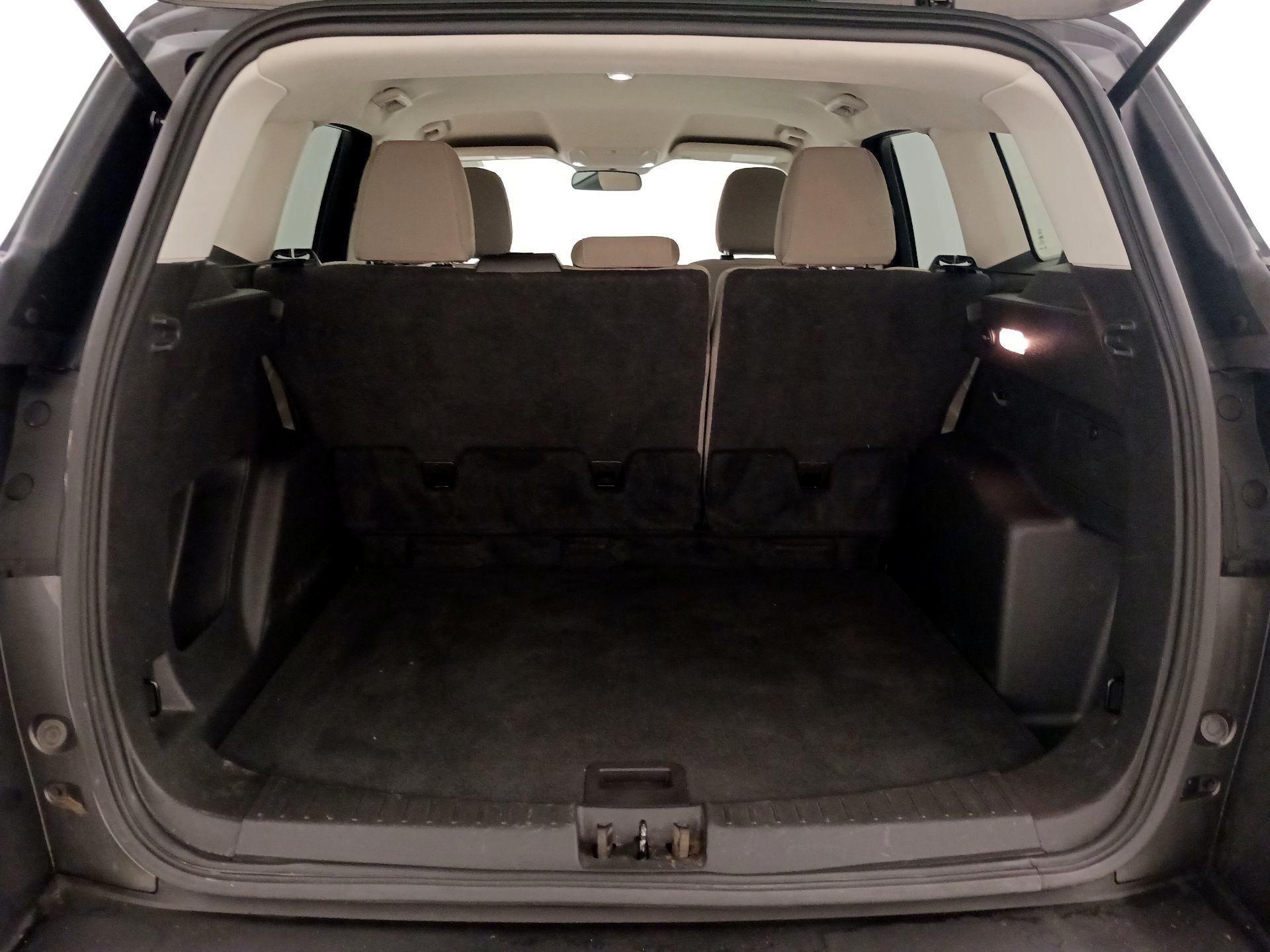 Thumbnail: 2019 Ford Escape - 20