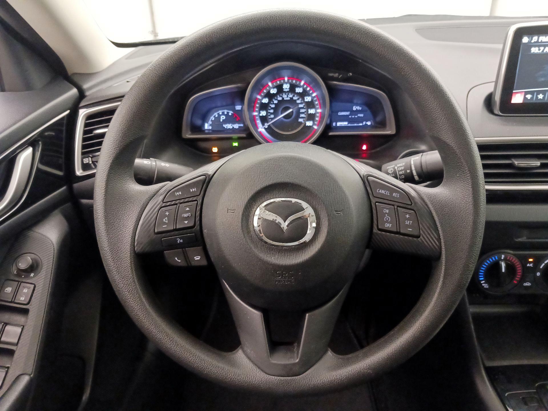 Thumbnail: 2016 Mazda Mazda3 - 10