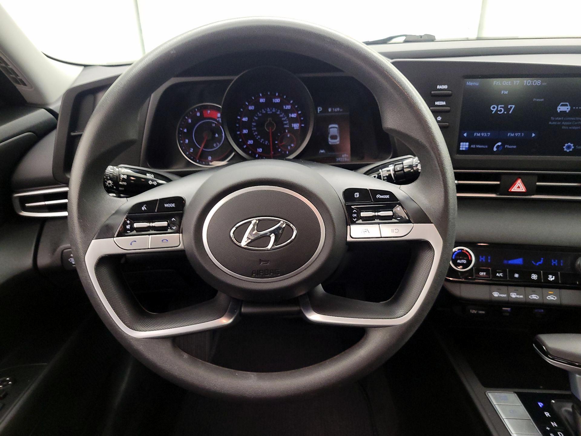 Thumbnail: 2021 Hyundai Elantra - 10