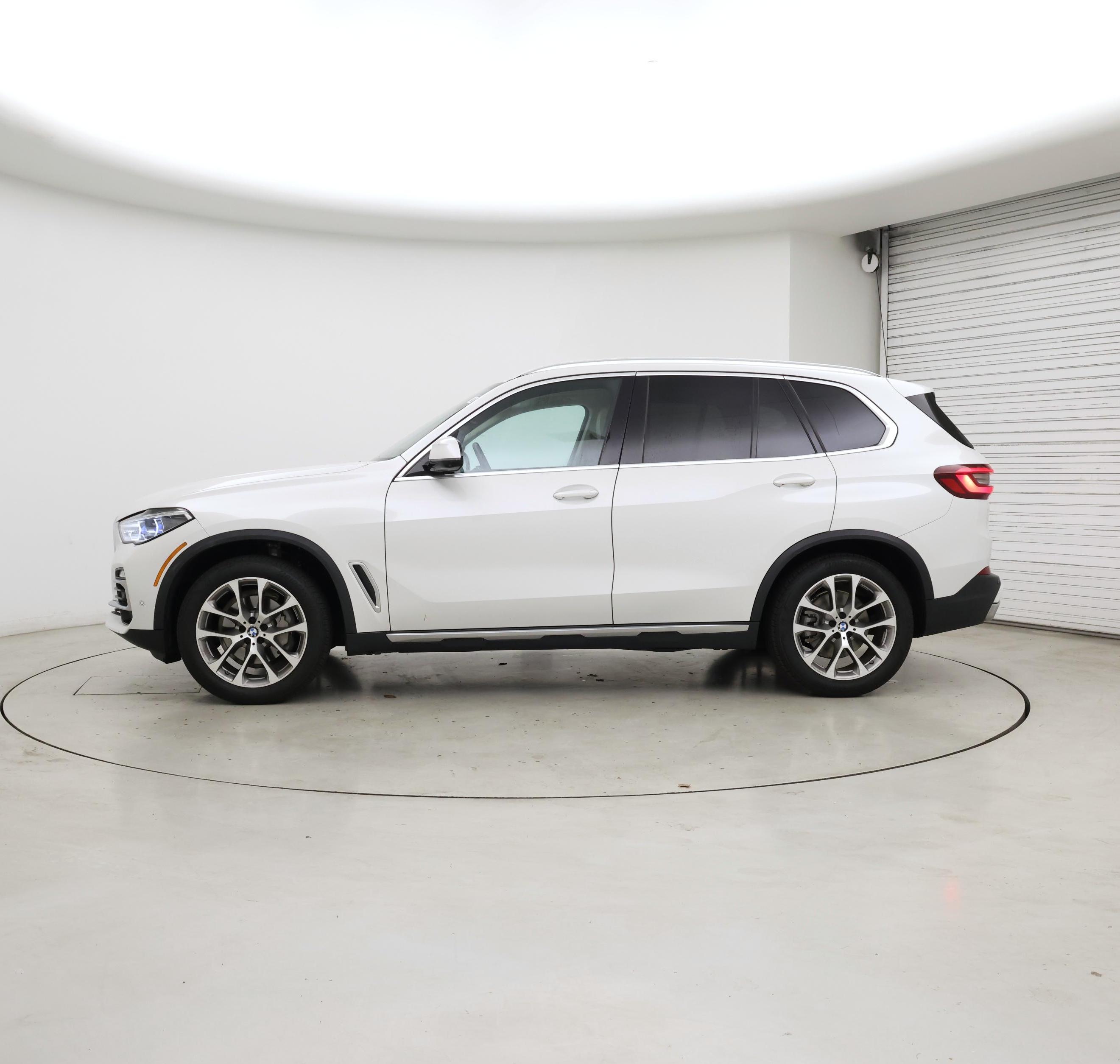 Thumbnail: 2020 BMW X5 - 3