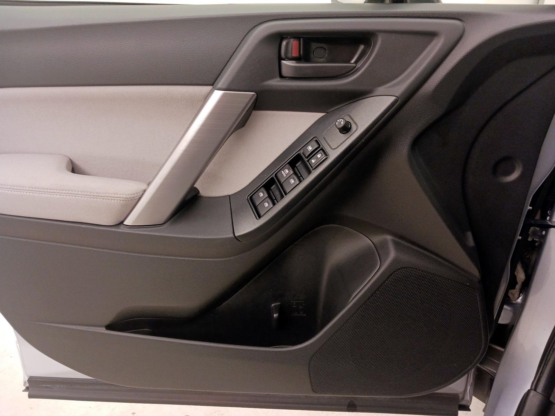 Thumbnail: 2015 Subaru Forester - 12