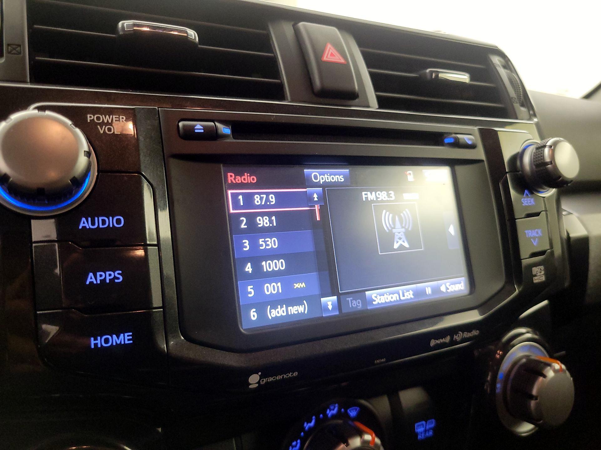 Thumbnail: 2016 Toyota 4Runner - 16