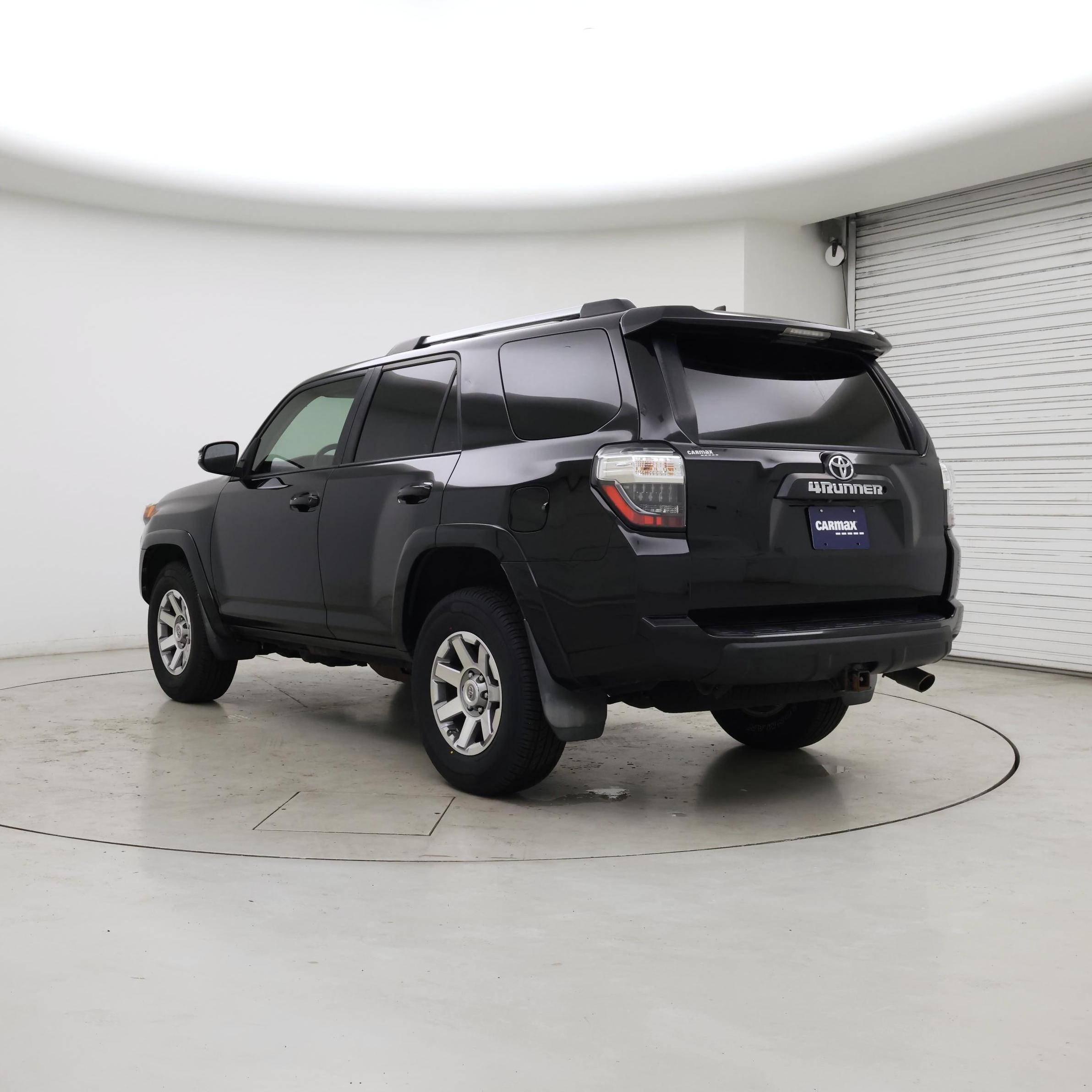 Thumbnail: 2016 Toyota 4Runner - 2