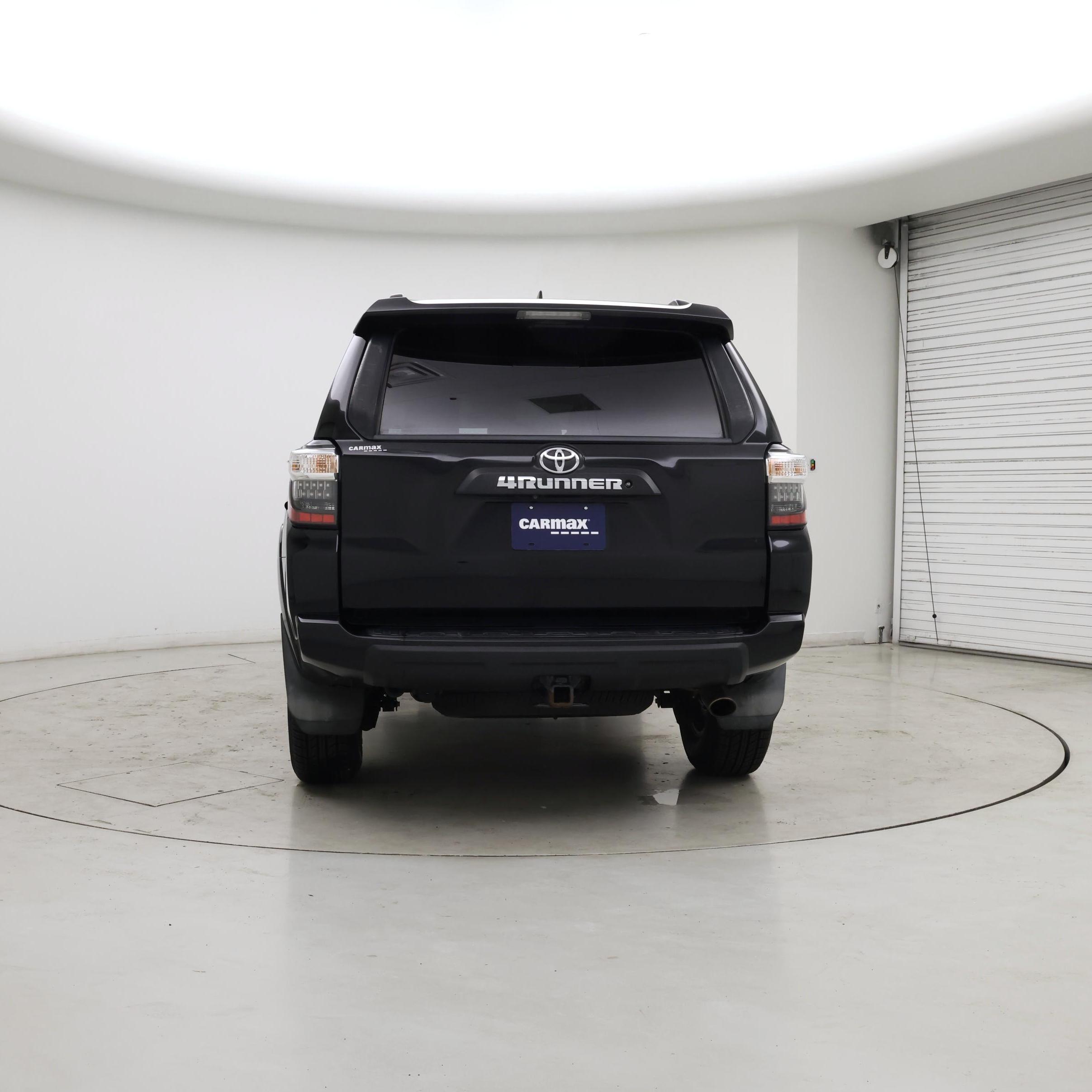 Thumbnail: 2016 Toyota 4Runner - 6