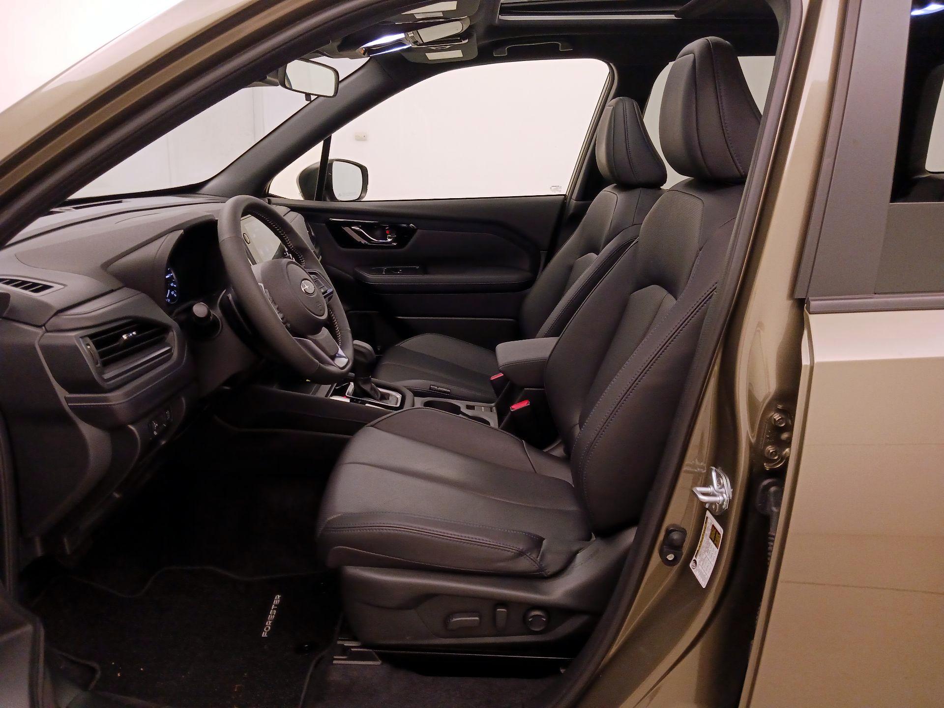 Thumbnail: 2025 Subaru Forester - 11