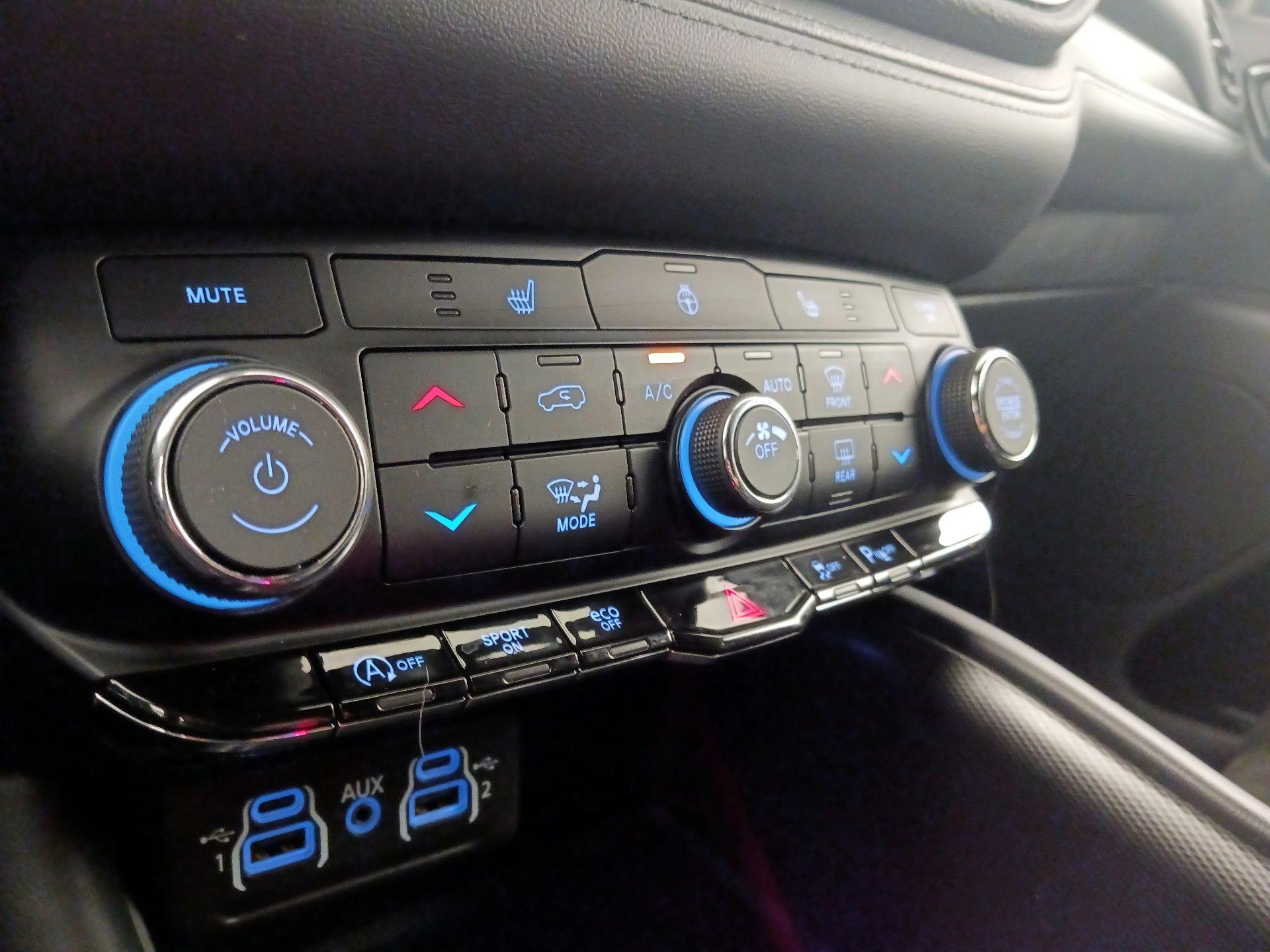 Thumbnail: 2021 Dodge Durango - 17