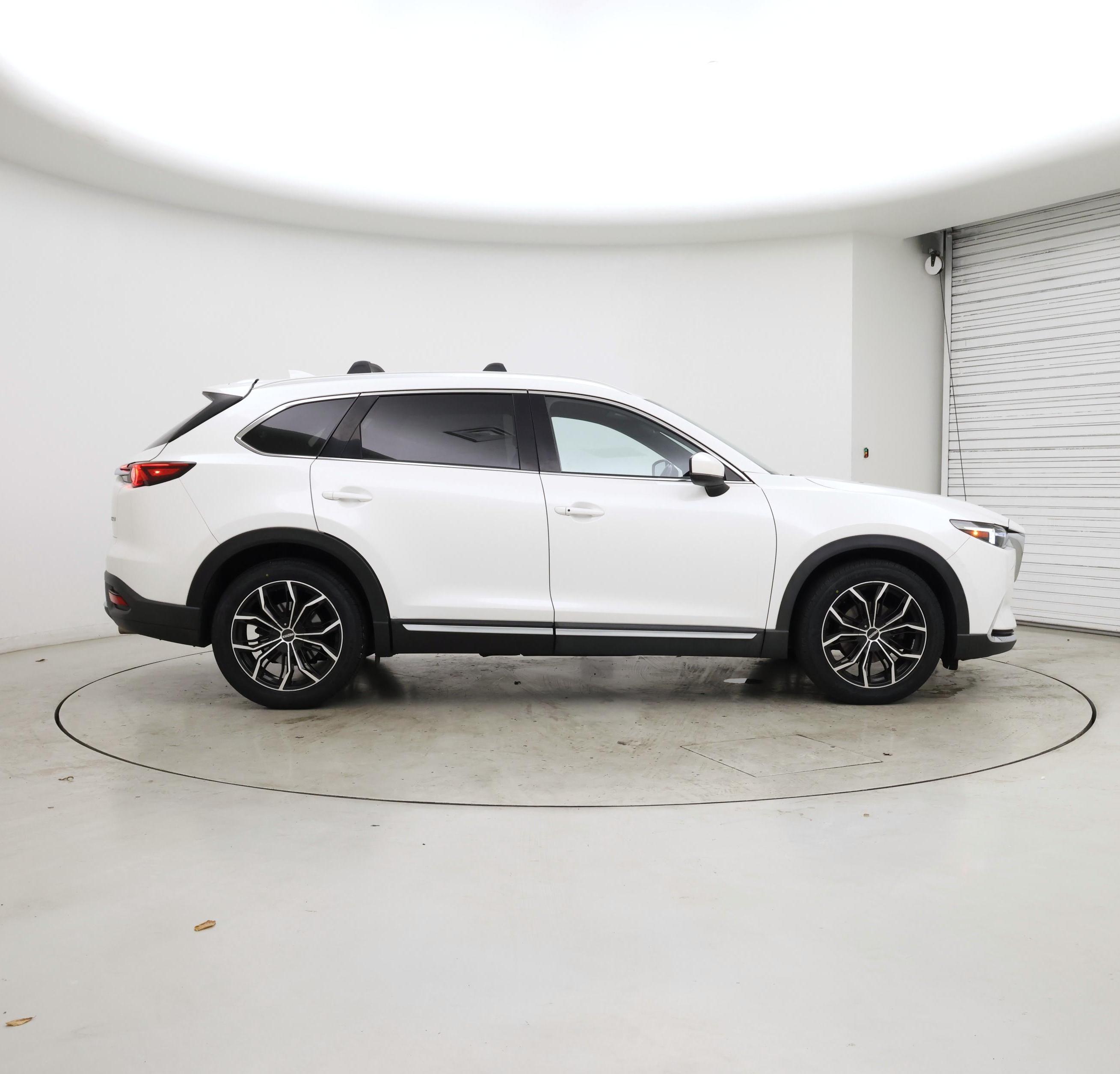 Thumbnail: 2016 Mazda CX-9 - 7