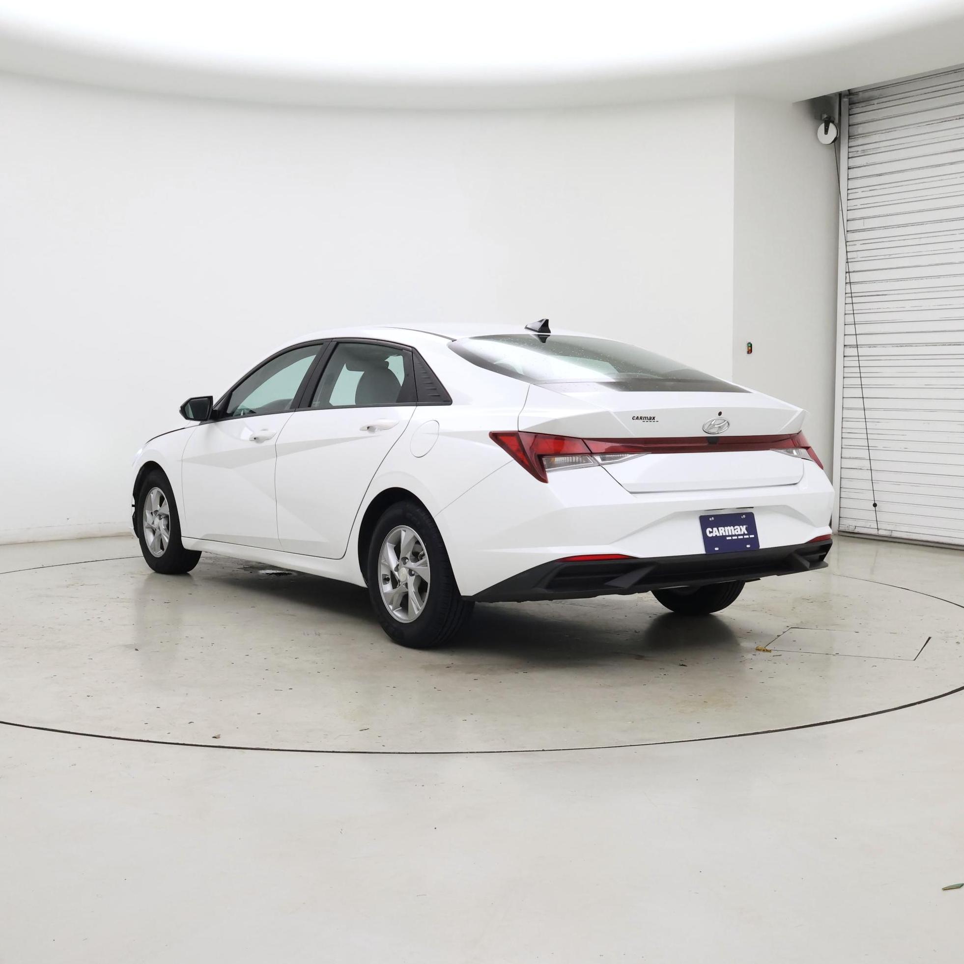 Thumbnail: 2022 Hyundai Elantra - 2