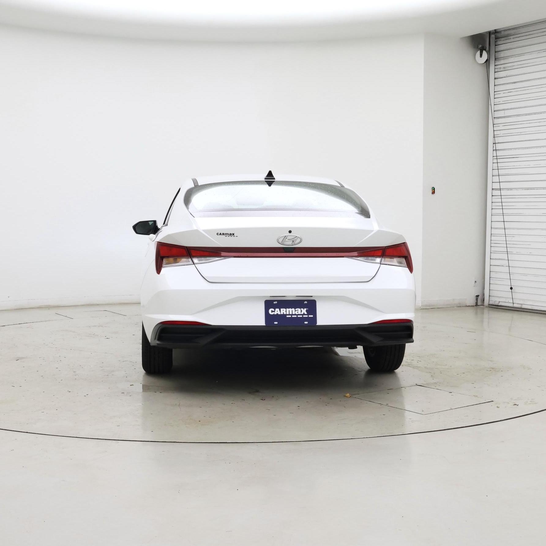 Thumbnail: 2022 Hyundai Elantra - 6