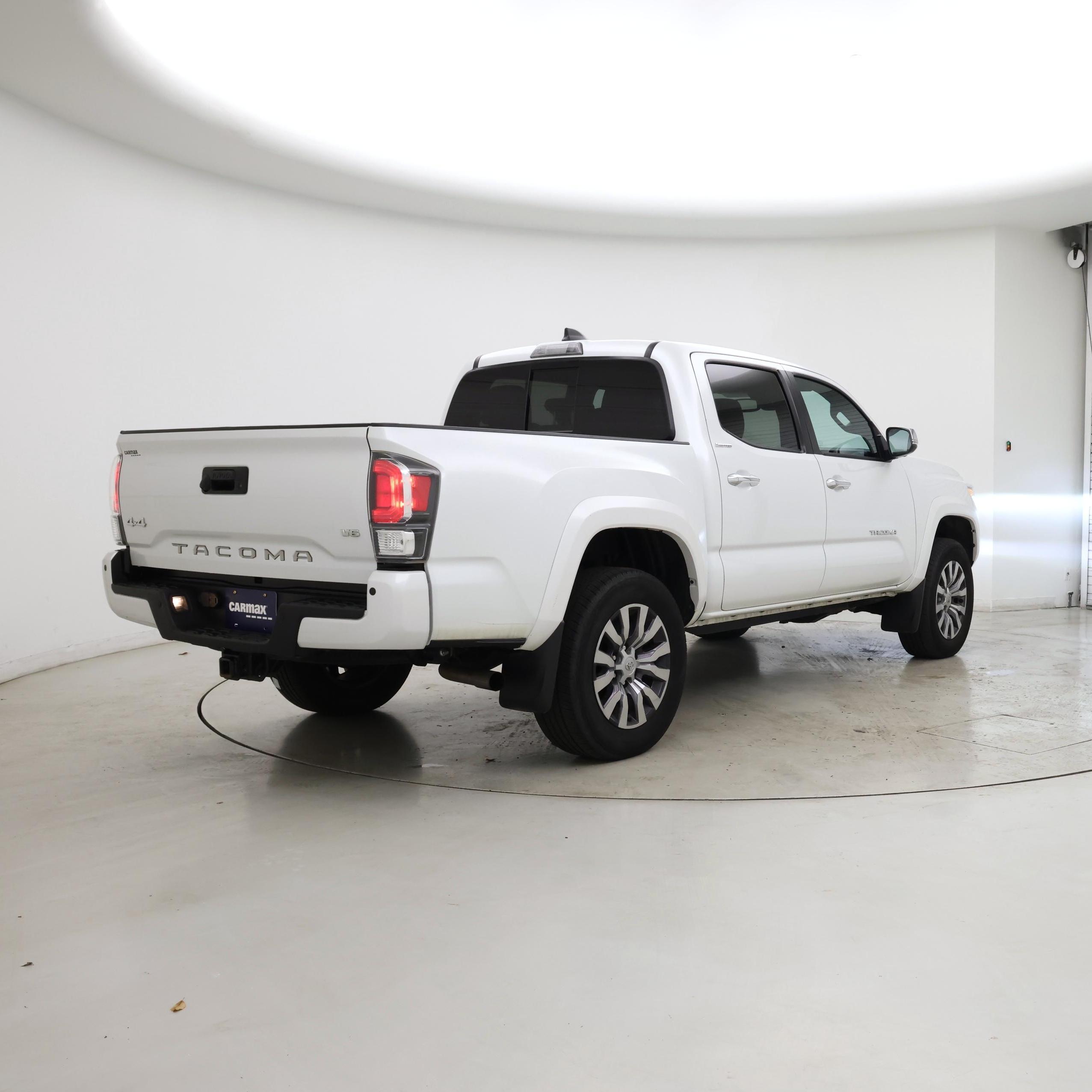 Thumbnail: 2023 Toyota Tacoma - 8