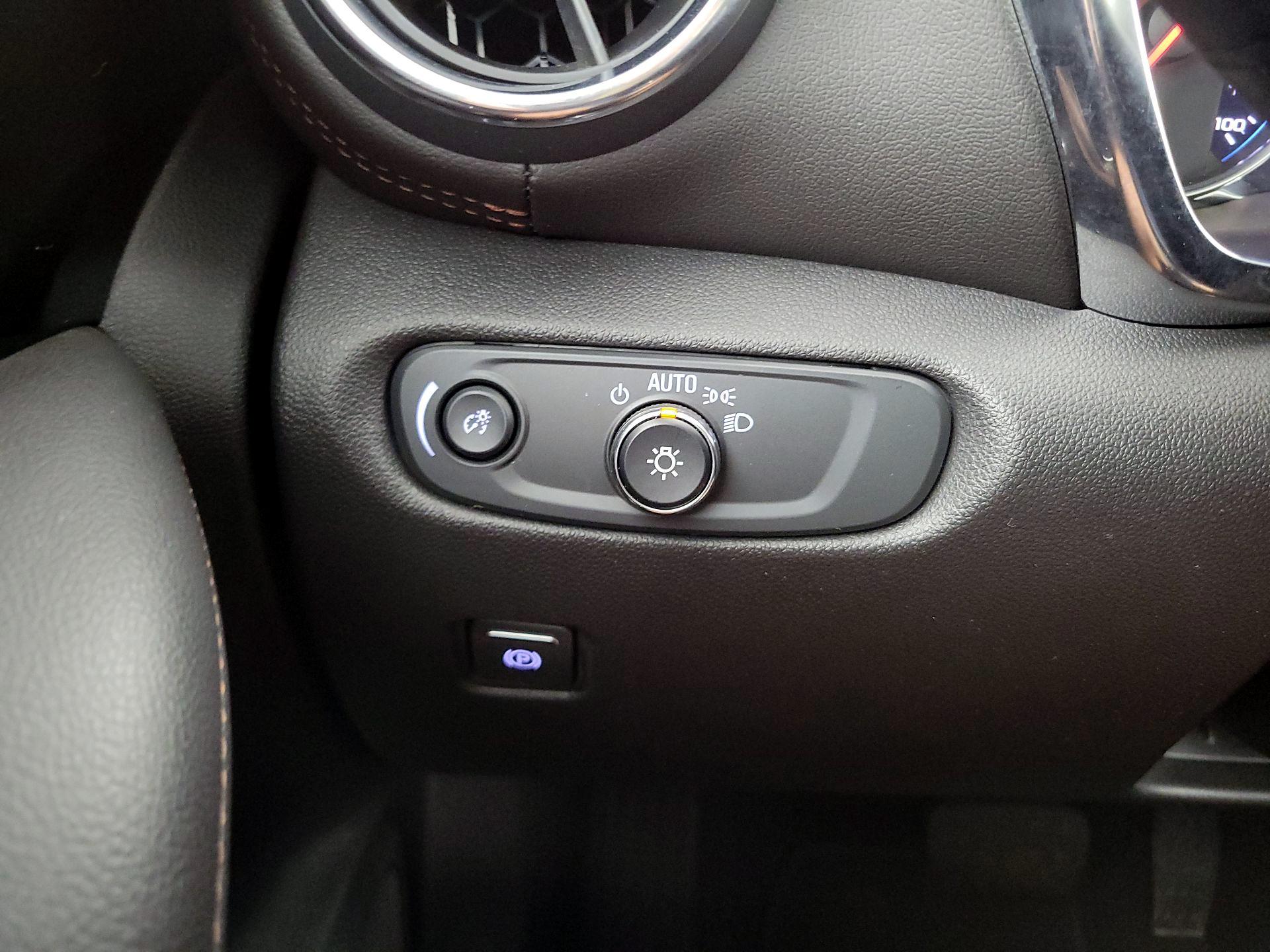 Thumbnail: 2022 Chevrolet Blazer - 13