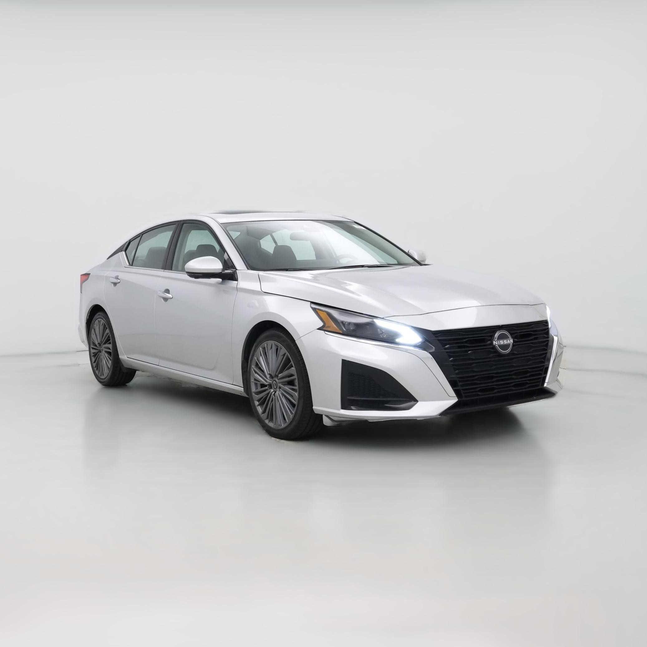 Thumbnail: 2023 Nissan Altima - 1