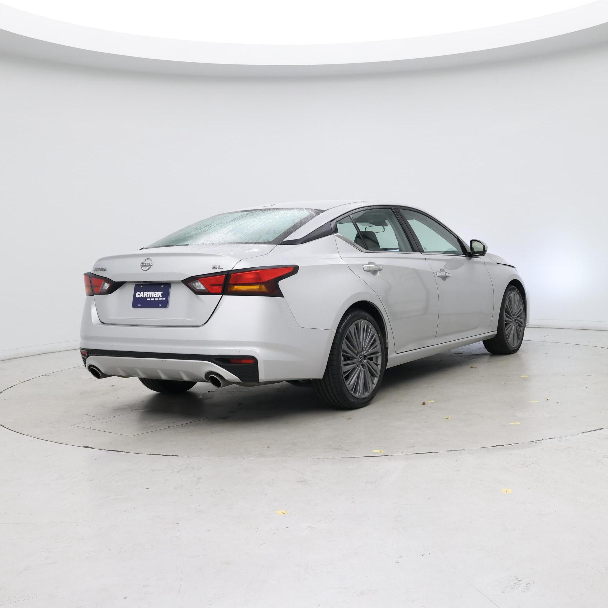 Thumbnail: 2023 Nissan Altima - 8