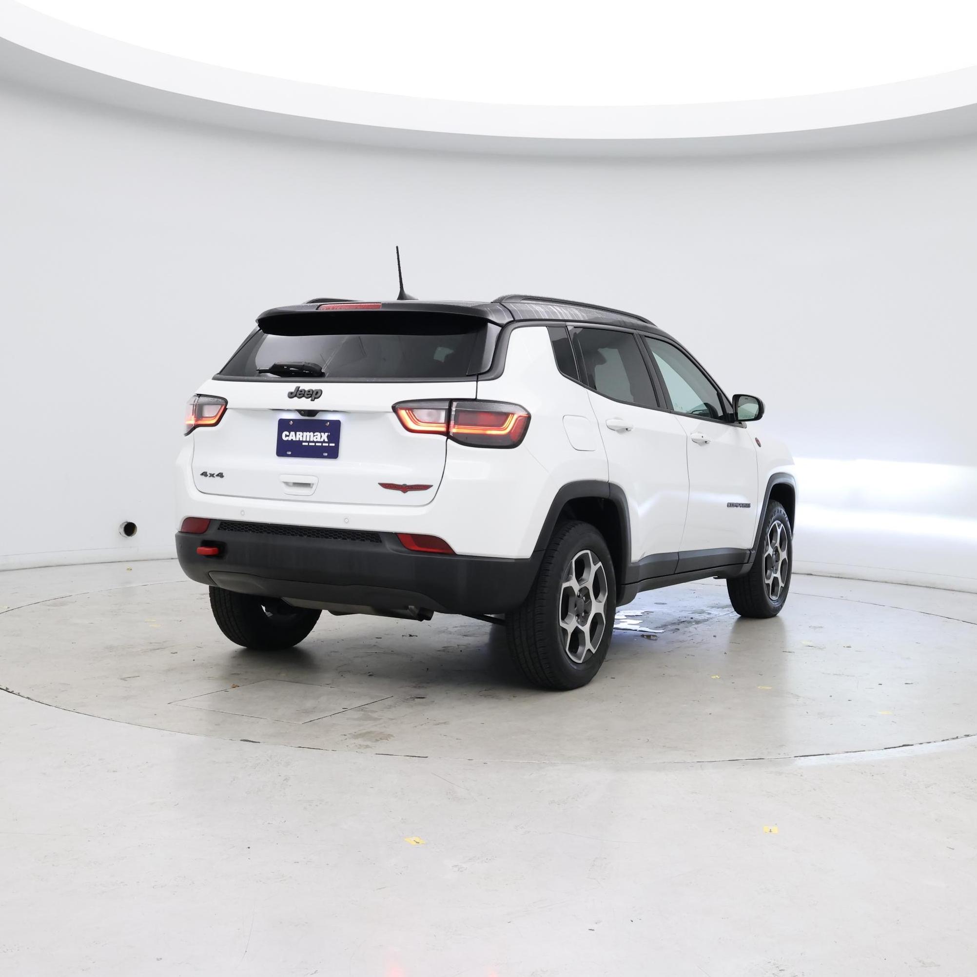 Thumbnail: 2022 Jeep Compass - 8