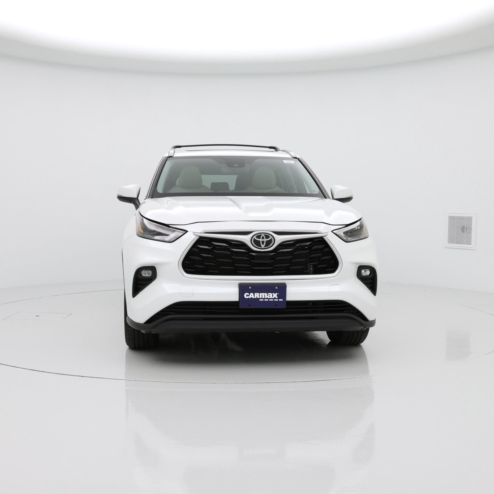 Thumbnail: 2022 Toyota Highlander - 5