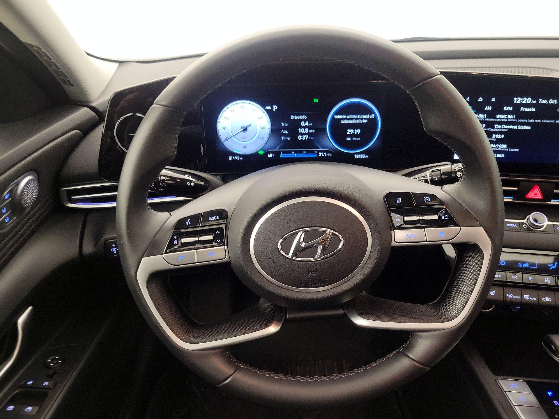 Thumbnail: 2023 Hyundai Elantra - 10