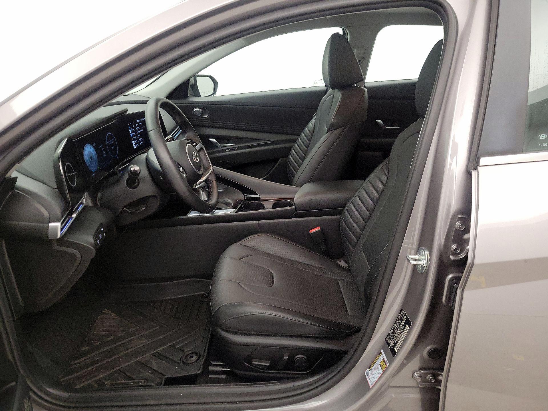 Thumbnail: 2023 Hyundai Elantra - 11