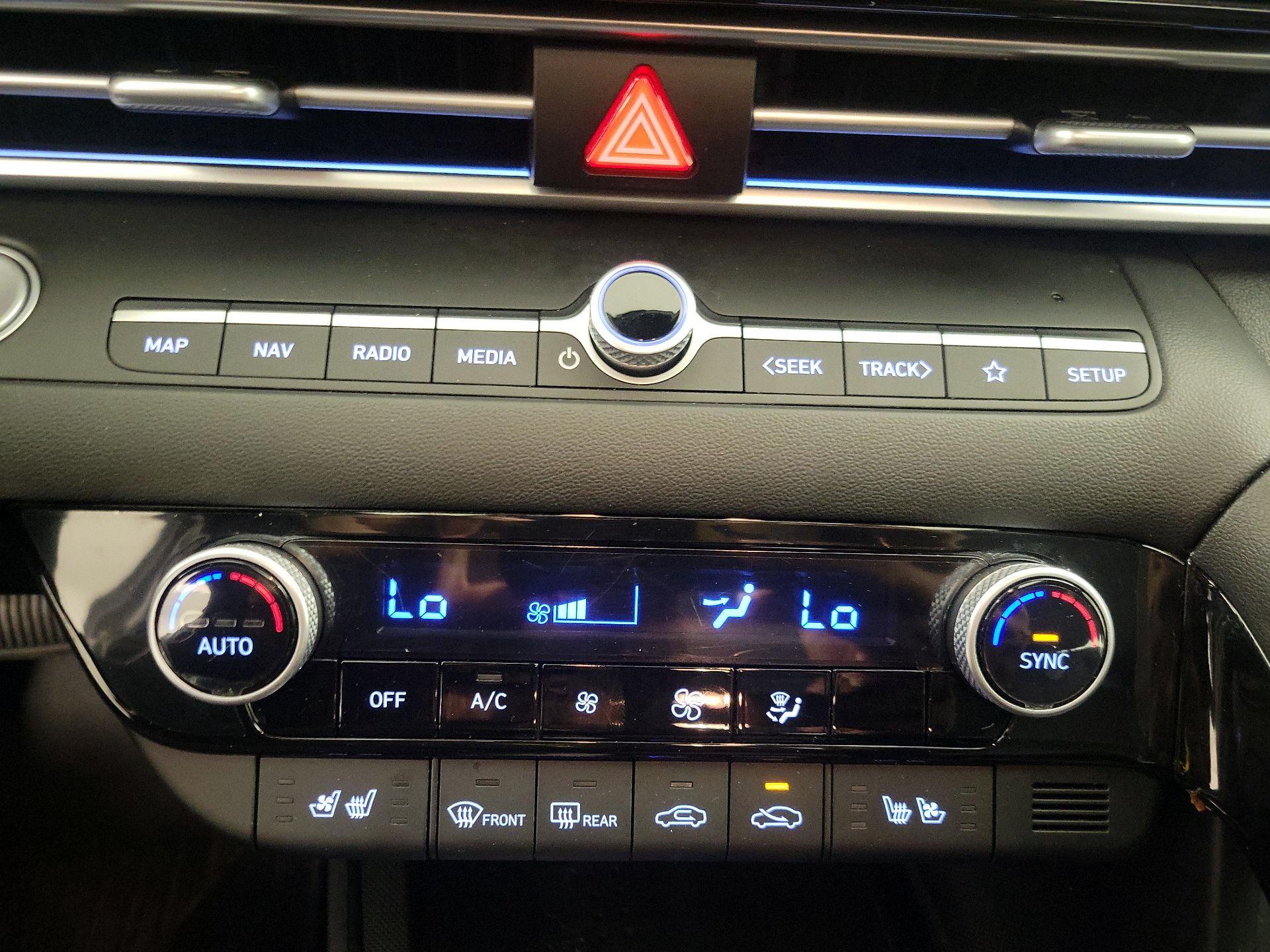 Thumbnail: 2023 Hyundai Elantra - 17