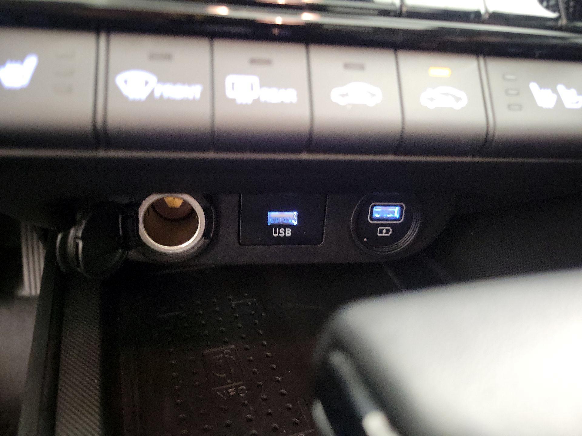 Thumbnail: 2023 Hyundai Elantra - 19