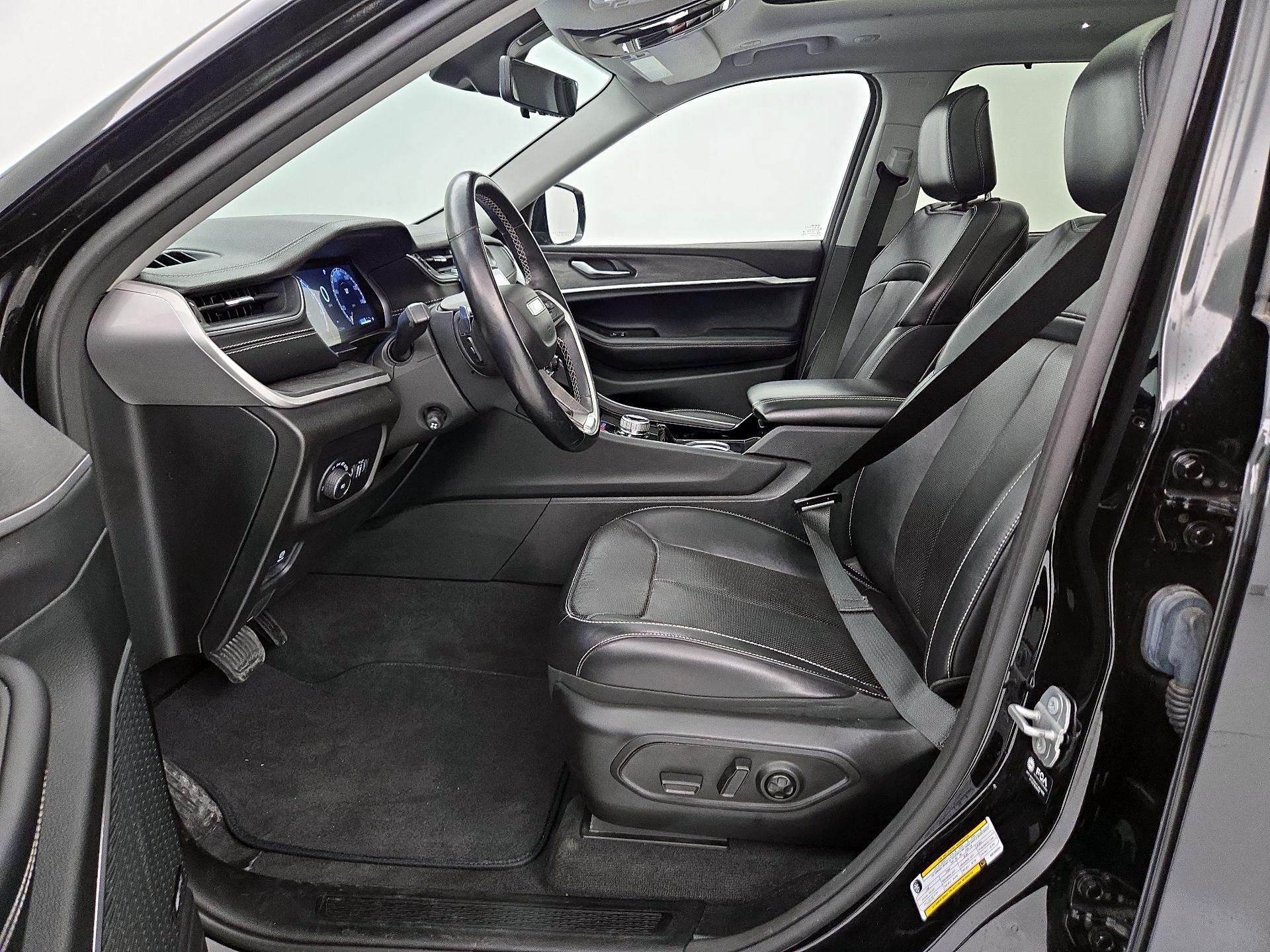 Thumbnail: 2021 Jeep Grand Cherokee L - 11