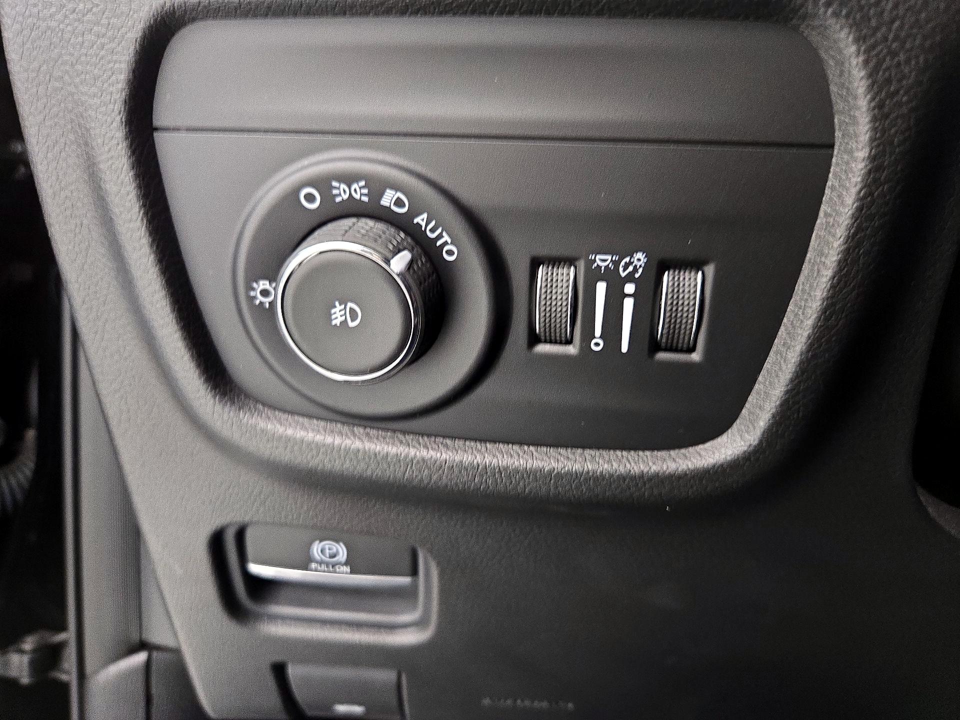 Thumbnail: 2021 Jeep Grand Cherokee L - 13