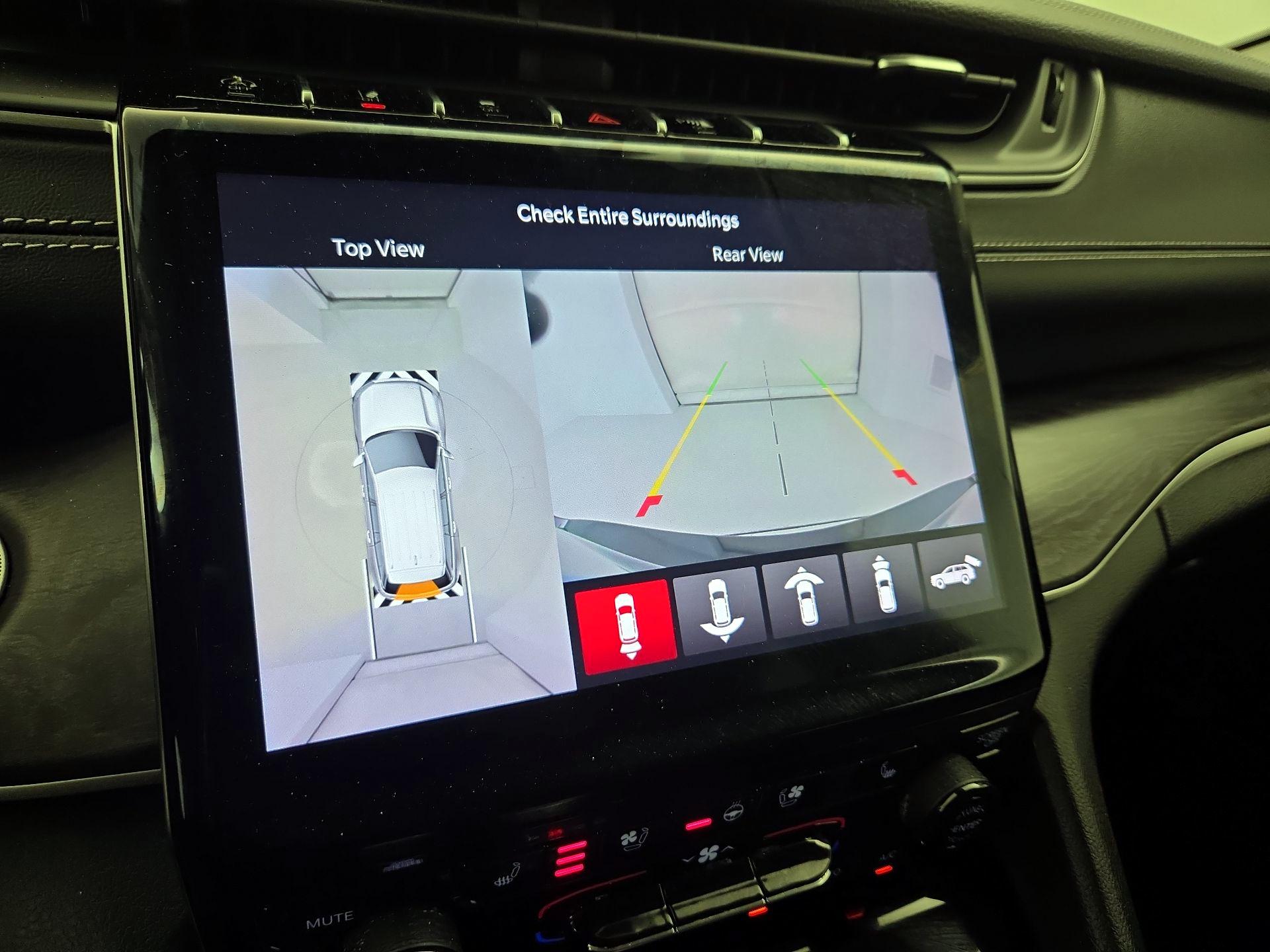 Thumbnail: 2021 Jeep Grand Cherokee L - 15