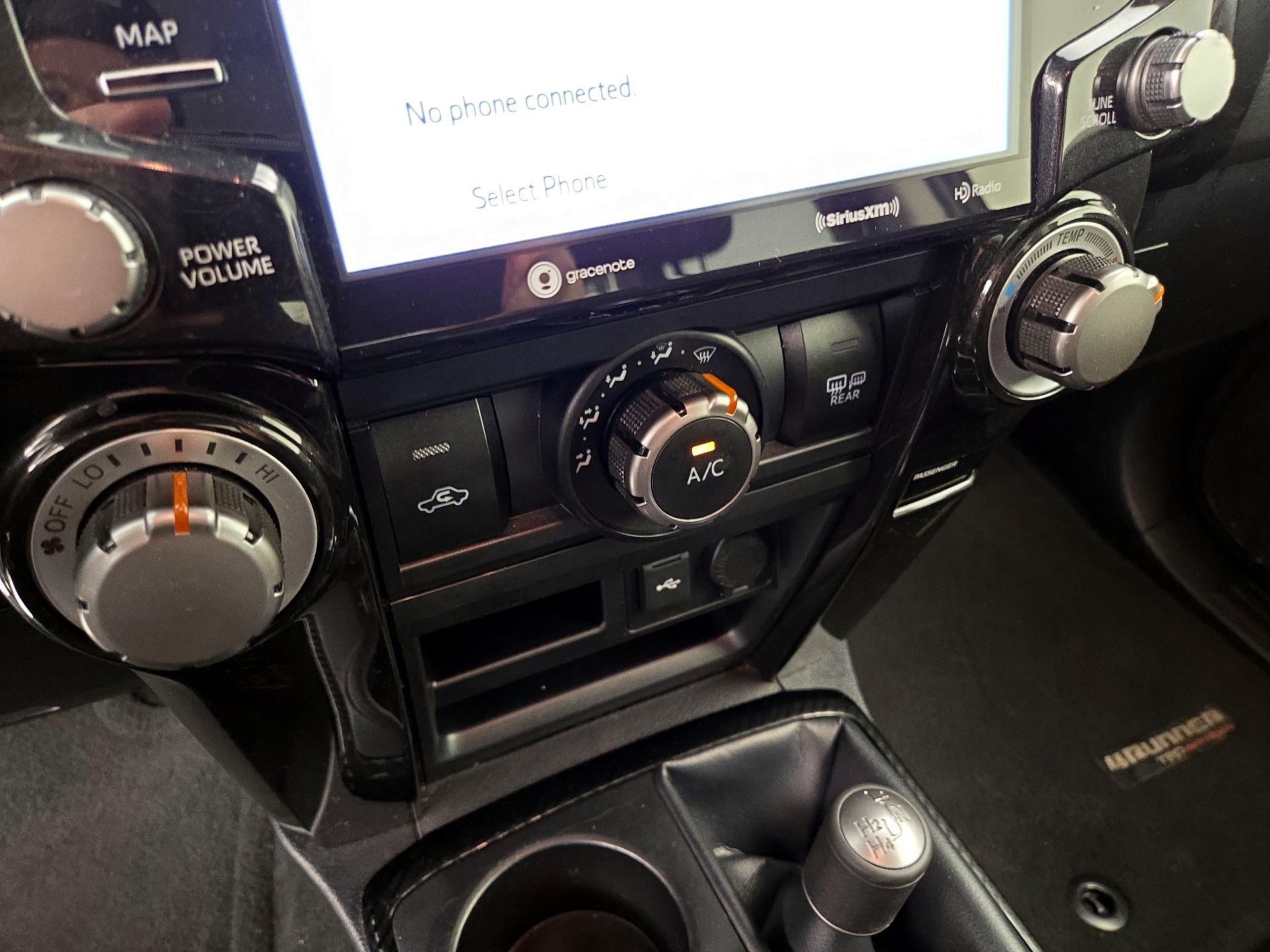 Thumbnail: 2024 Toyota 4Runner - 16