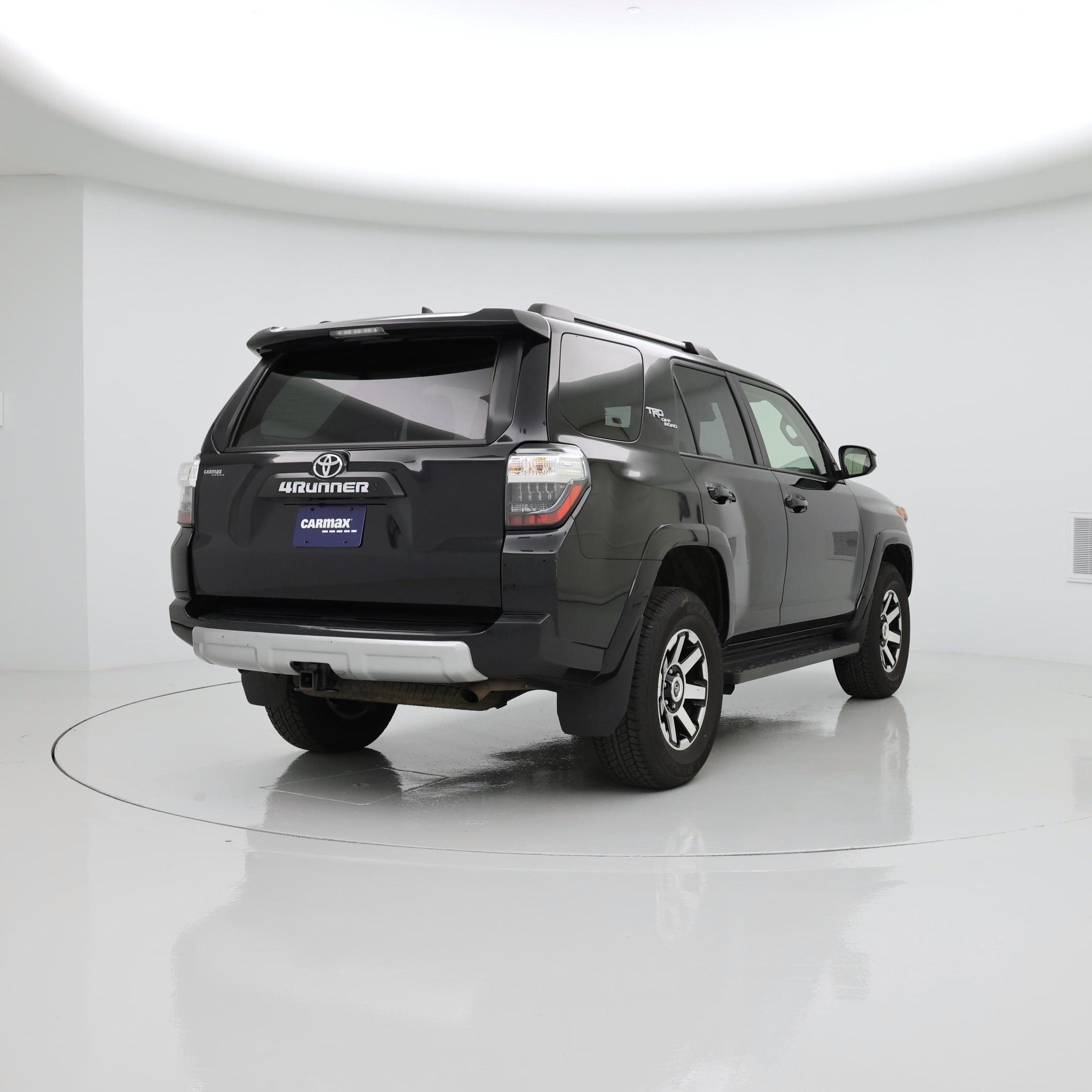 Thumbnail: 2024 Toyota 4Runner - 8