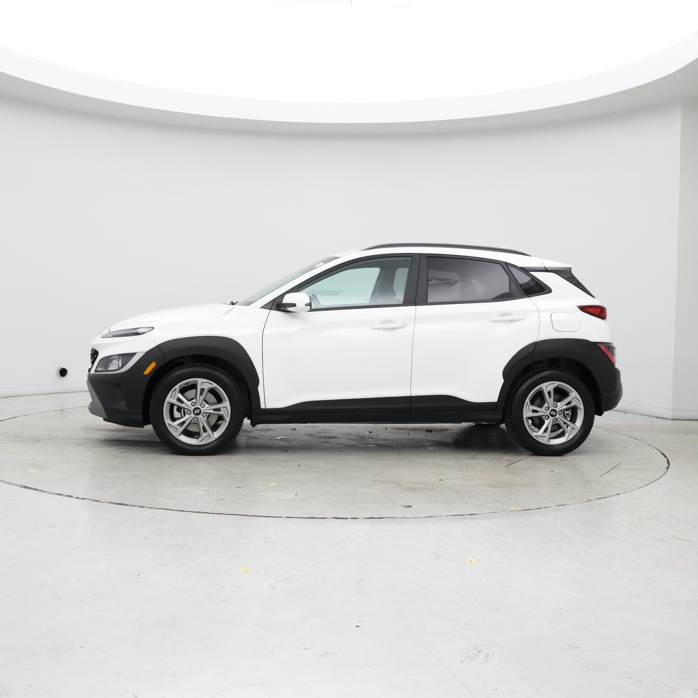 Thumbnail: 2023 Hyundai Kona - 3