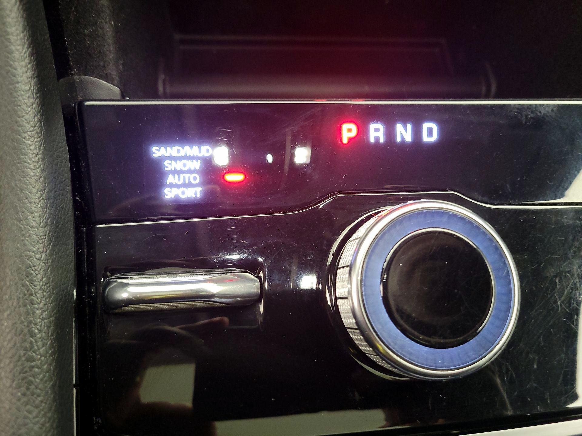 Thumbnail: 2022 Jeep Grand Cherokee - 17